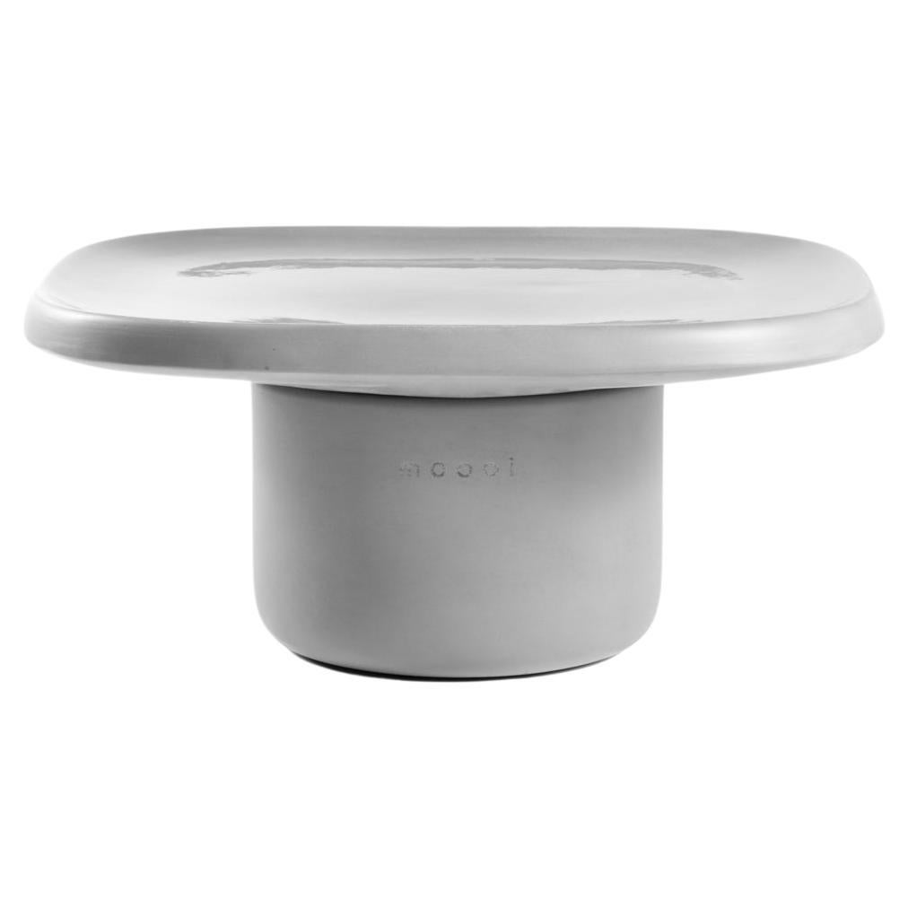 Quadratischer, niedriger Moooi Obon-Tisch aus Keramik in grauer Oberfläche von Simone Bonanni