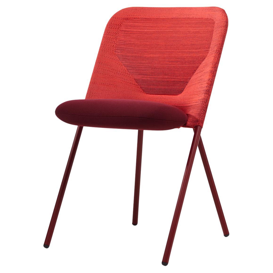 Chaise de salle à manger droite Moooi avec cadre en acier rouge vif et dossier en tricot