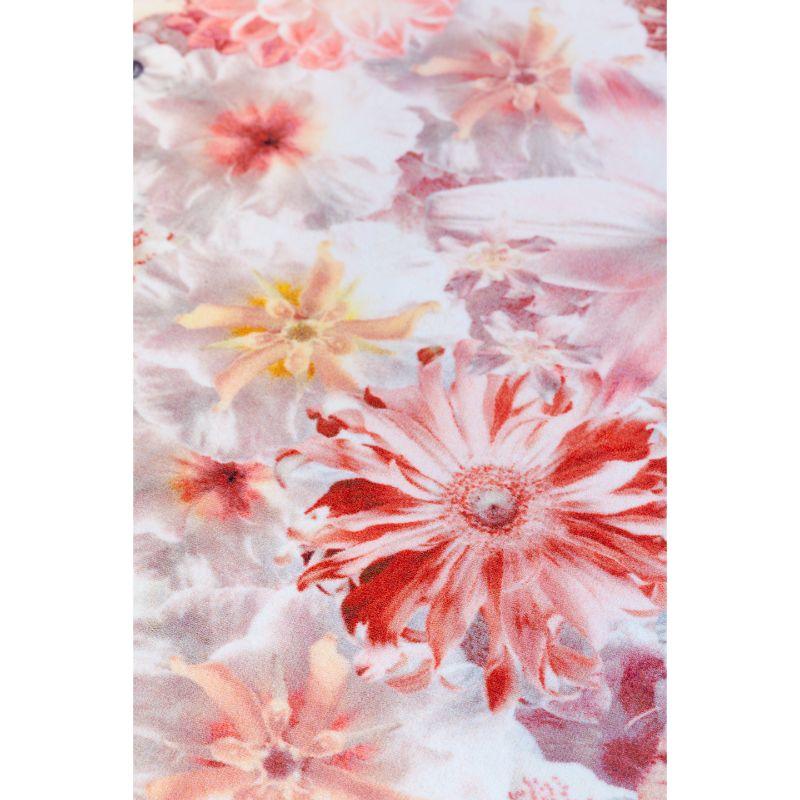 Moooi Small Flowergarden Day Round Rug in Soft Yarn Polyamide For Sale 3