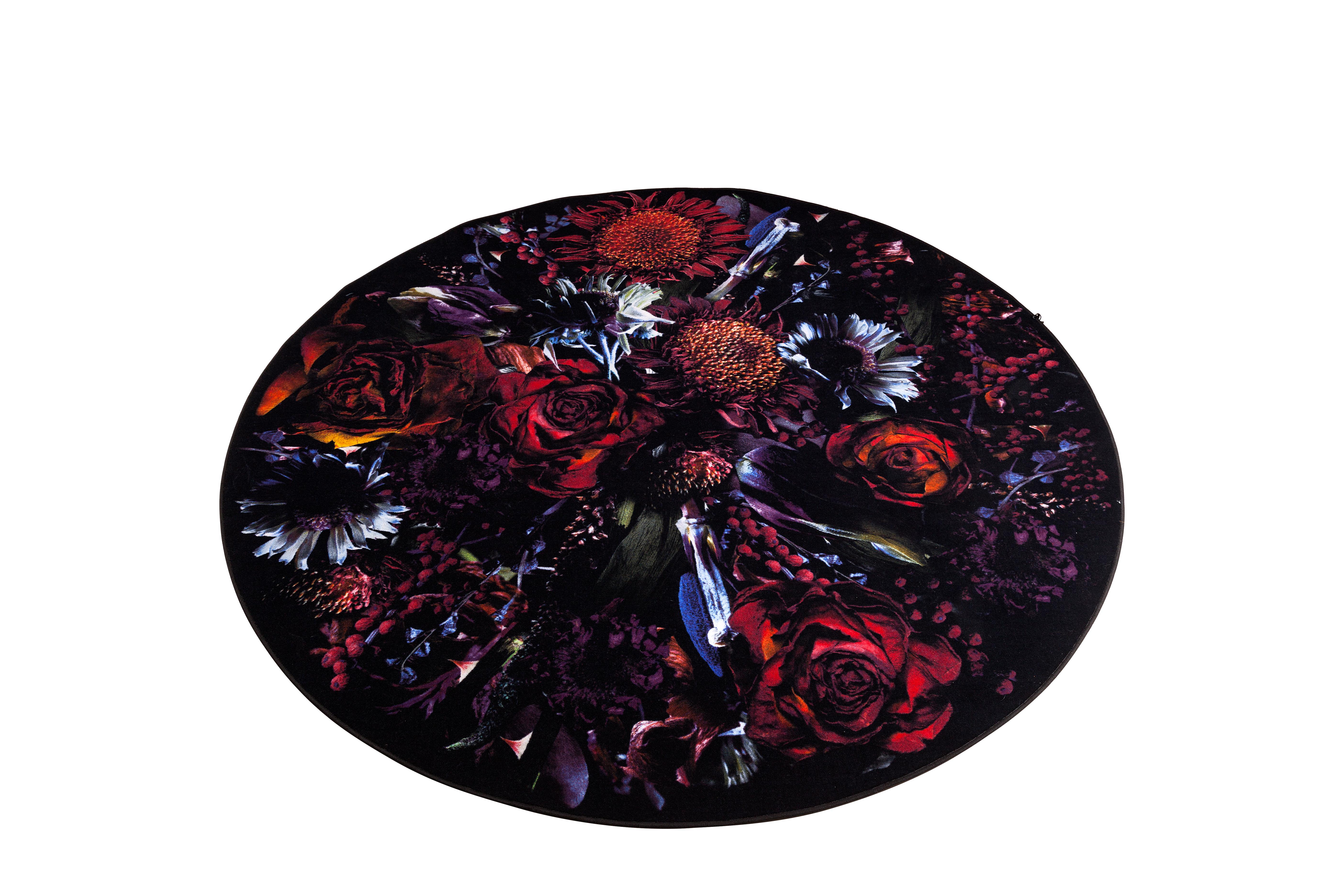 Moooi small fool’s paradise round rug in low pile polyamide.

Marcel Wanders studio is a leading product and interior design studio located in the creative capital of Amsterdam. The studio has over 1,900 + iconic product and interior design