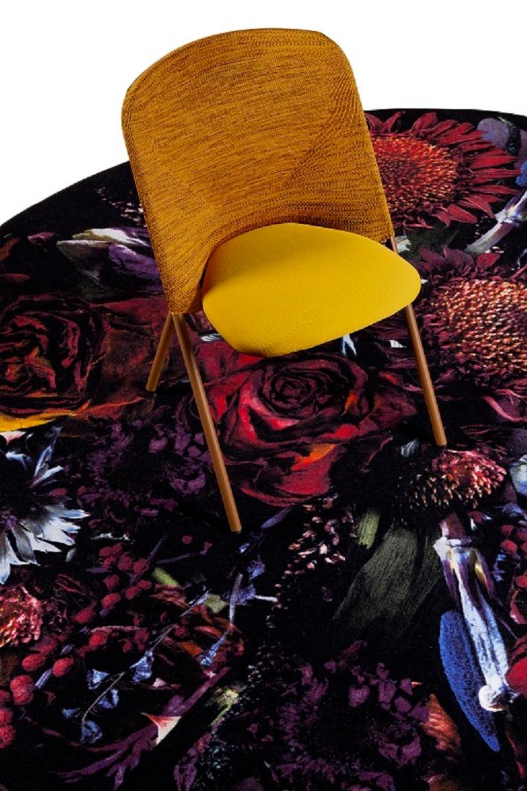 Moooi Small Fool’s Paradise Round Rug in Low Pile Polyamide In New Condition For Sale In Brooklyn, NY