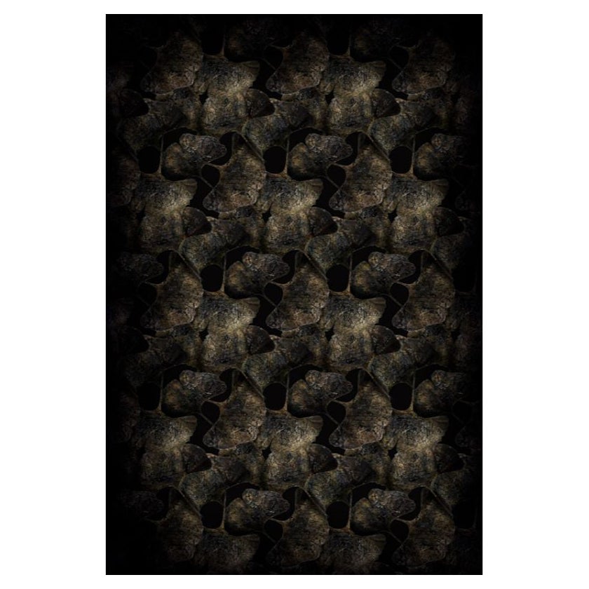 Moooi Kleiner schwarzer rechteckiger Ginko-Blatt-Teppich aus Polyamide mit niedrigem Flor im Angebot