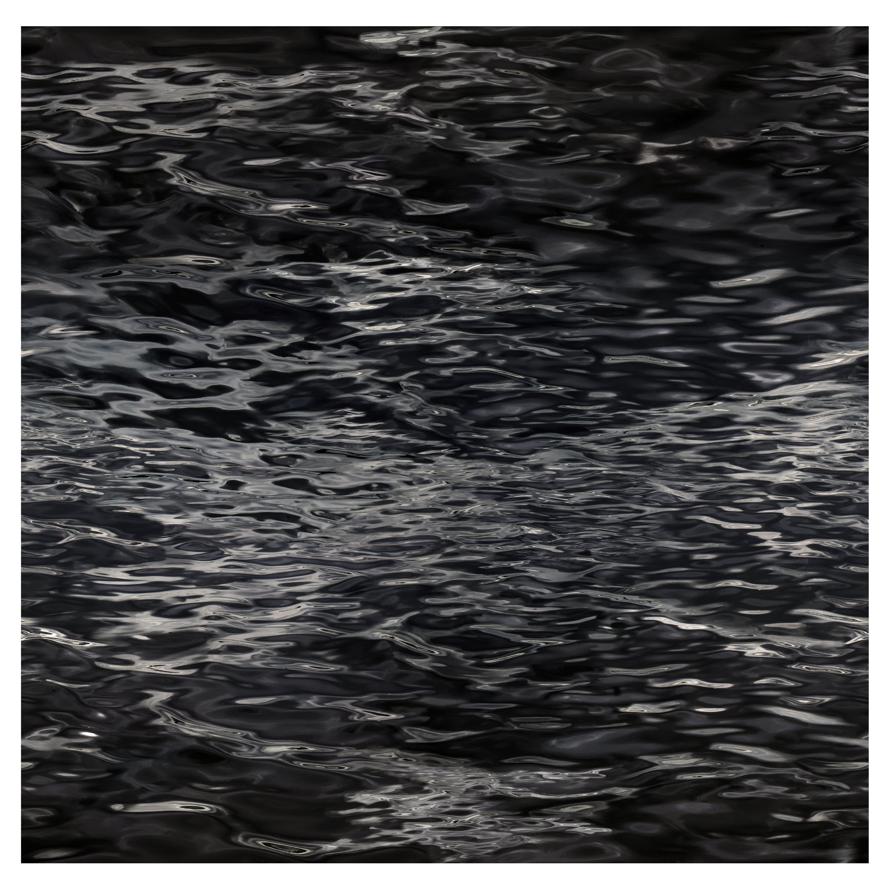 Tapis rectangulaire Moooi à petites couches d'agate liquide en polyamide à poils bas Claire Vos en vente