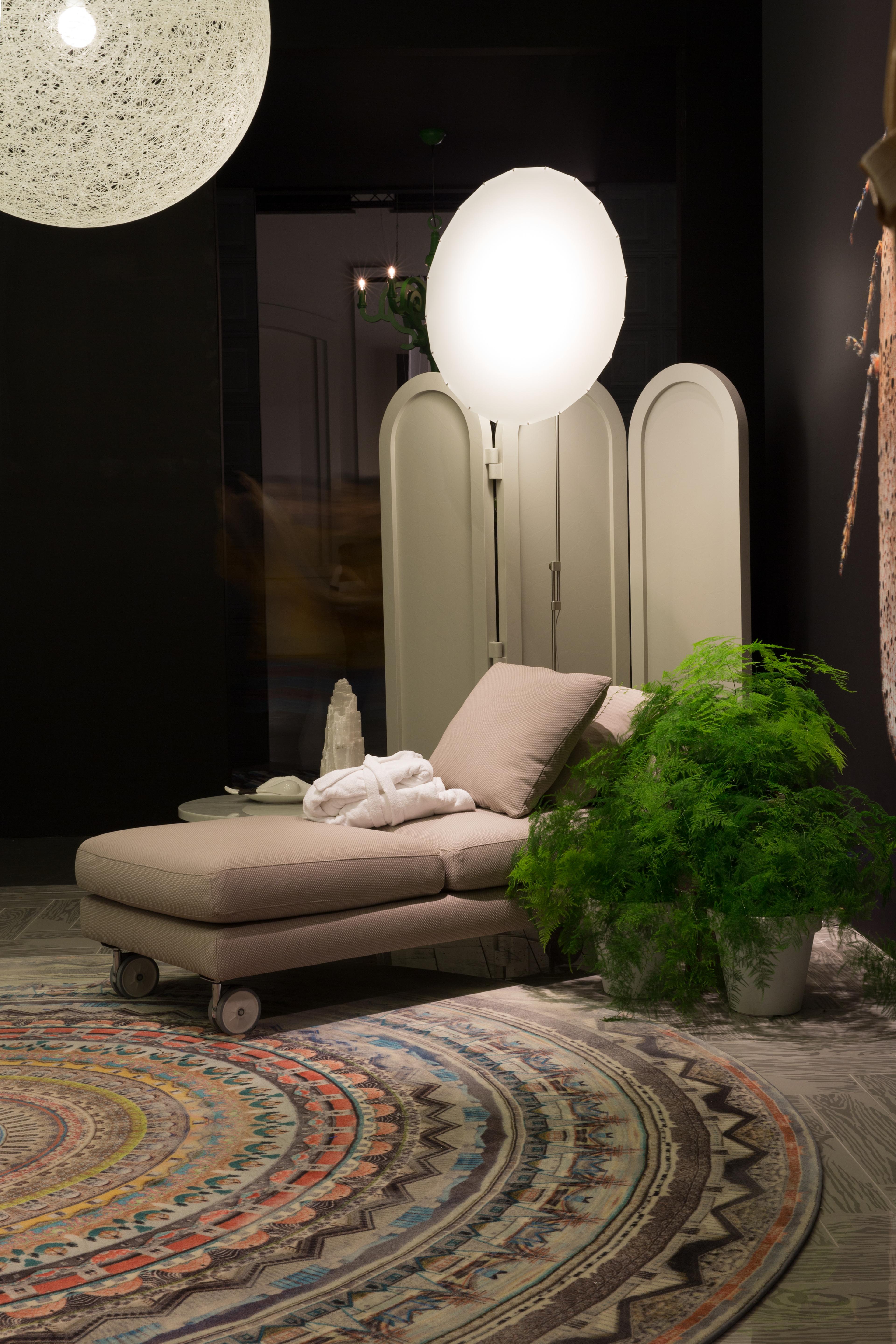 Moooi Kleiner Urban Mandala Reykjavik-Teppich aus weichem Garnpolyamide von Neal Peterson (Niederländisch) im Angebot