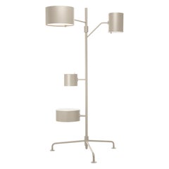 Moooi Statistocrat LED-Stehleuchte aus pulverbeschichtetem Aluminium in mattem Austernweiß