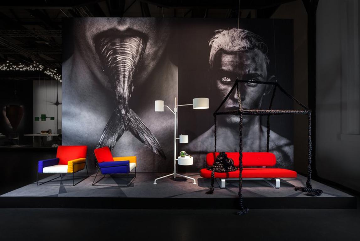 Moooi Statistocrat Lámpara de pie LED de aluminio revestido de polvo bermellón mate en Nuevo estado para la venta en Brooklyn, NY