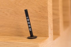 Table basse Moooi Turbo avec cadre en bois par Maarten Baas