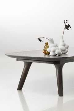 Mesa baja Moooi Zio 145 en roble al aceite natural by Marcel Wanders Studio