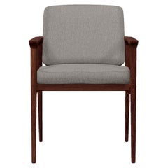 Chaise de salle à manger Moooi Zio avec assise en récipient d'aluminium et cadre Cinnamon teinté chêne