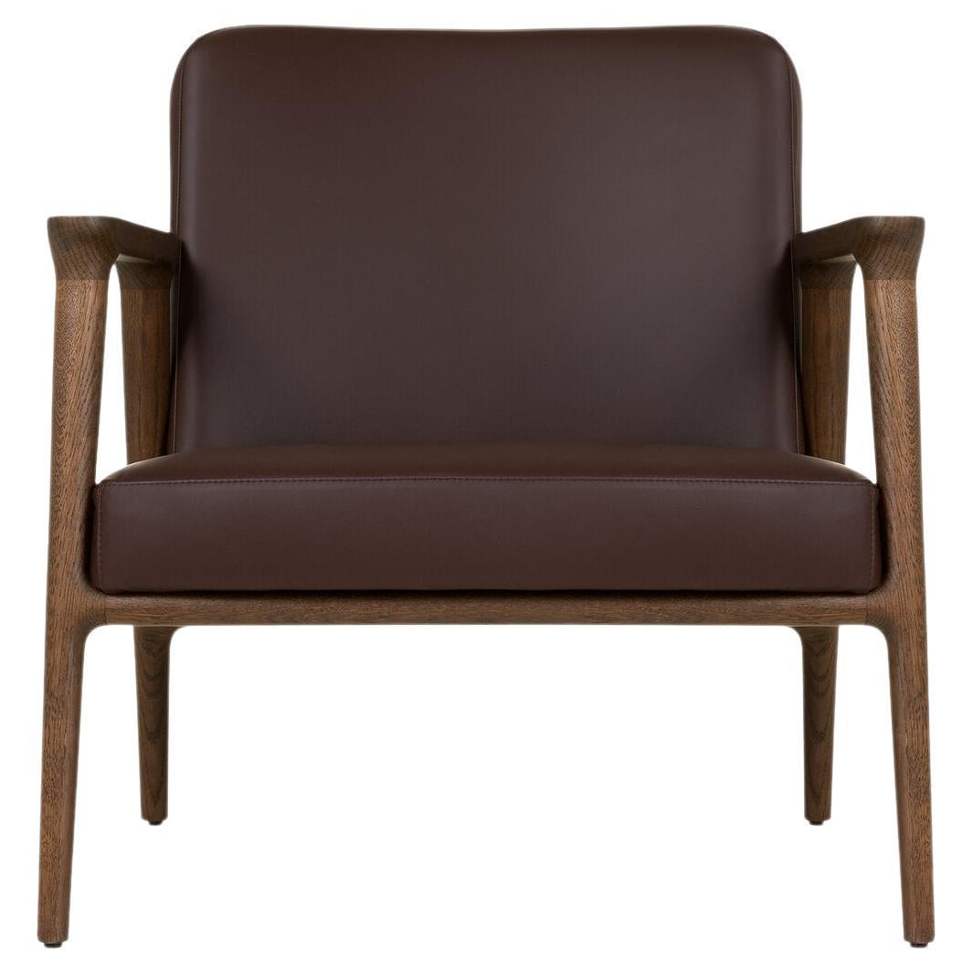 Moooi Zio Lounge Chair in Spectrum Brown Upholstery & Oak Stained Cinnamon Frame For Sale