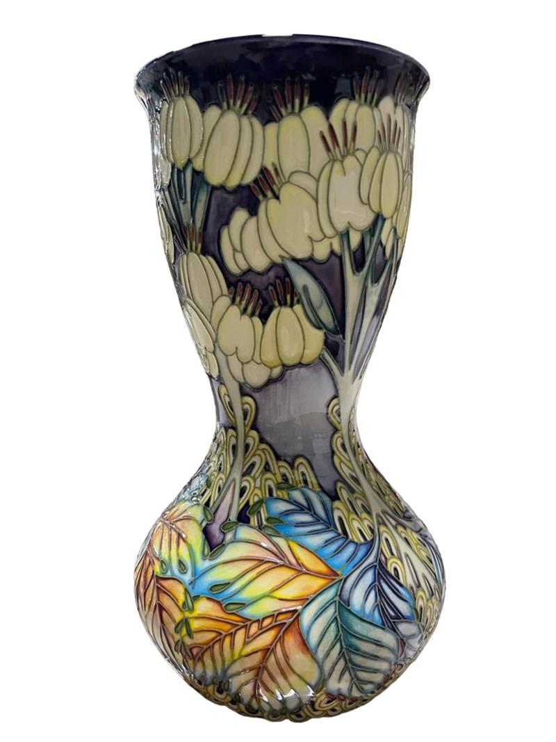 MOORCROFT Collector Club by Emma Bossons Vase Heavens Unseen . Limitierte Auflage 5 (Töpferwaren) im Angebot