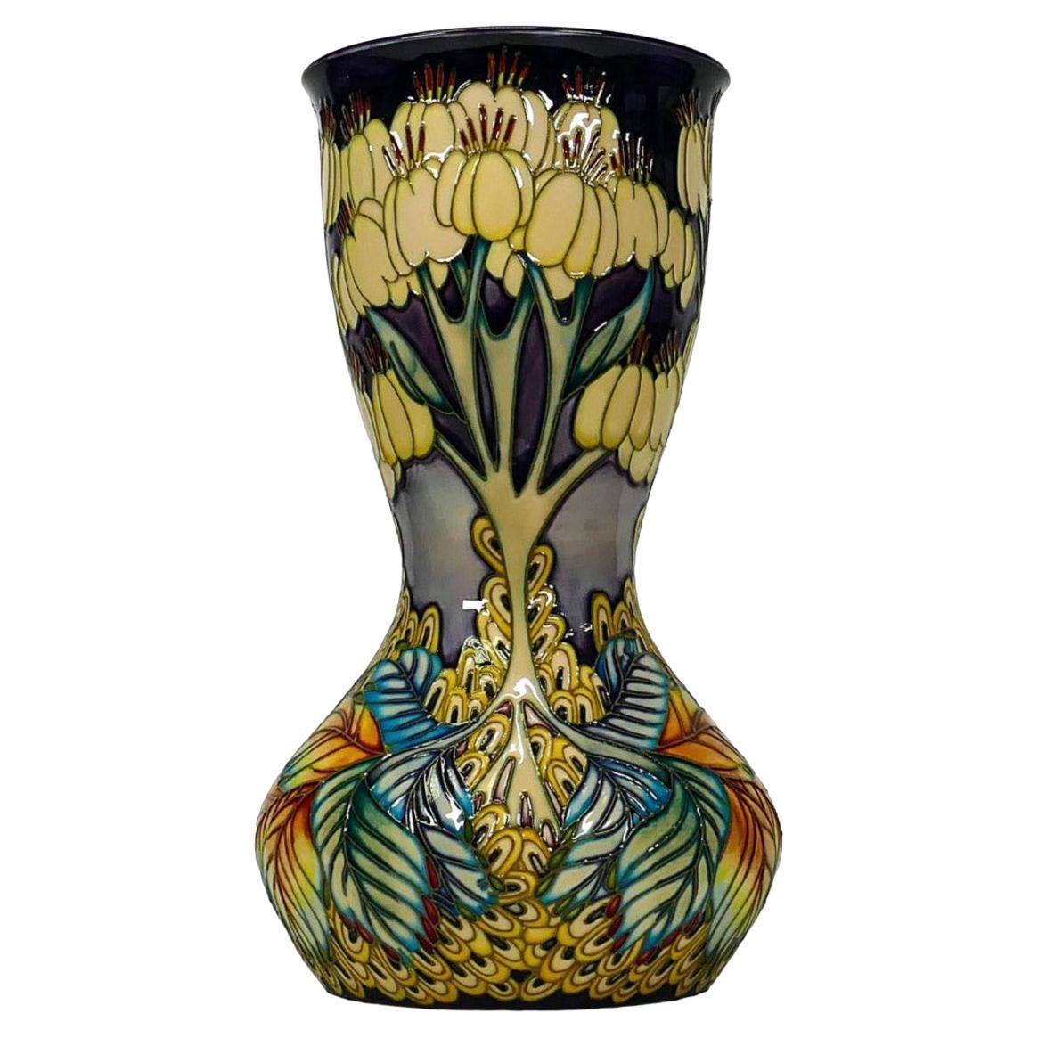 Vase « MOORCROFT Collector Club » d'Emma Bossons, Heavens Unseen . Édition limitée 5