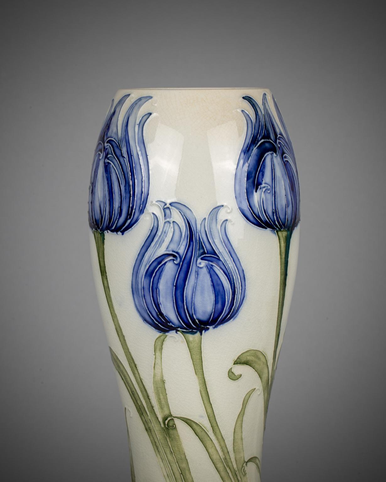 Britannico Vaso Moorcroft Florian Ware, 1900 circa in vendita