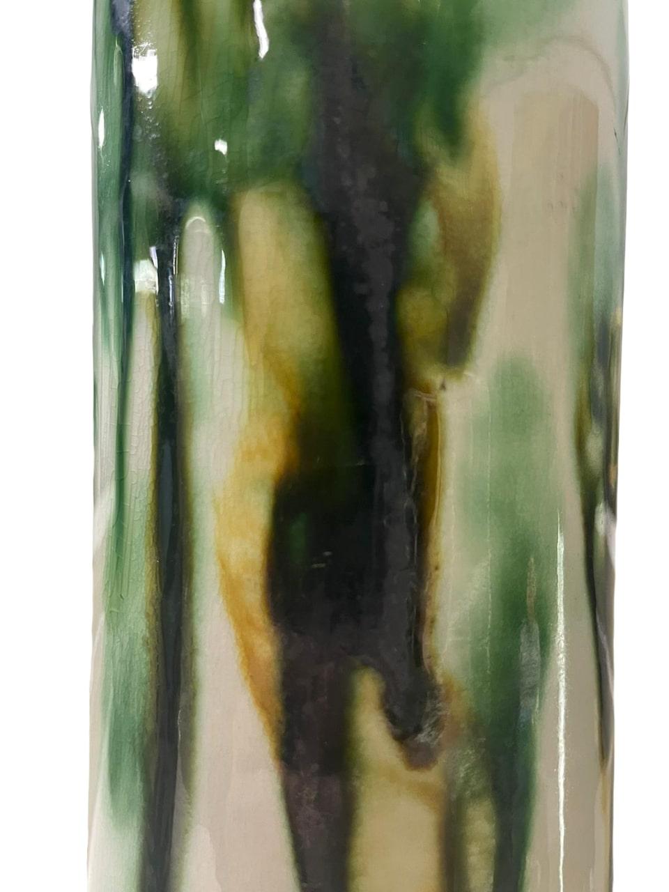 Late 20th Century MOORCROFT Lisa Pagoda lidded vase. Circa 1980. For Sale