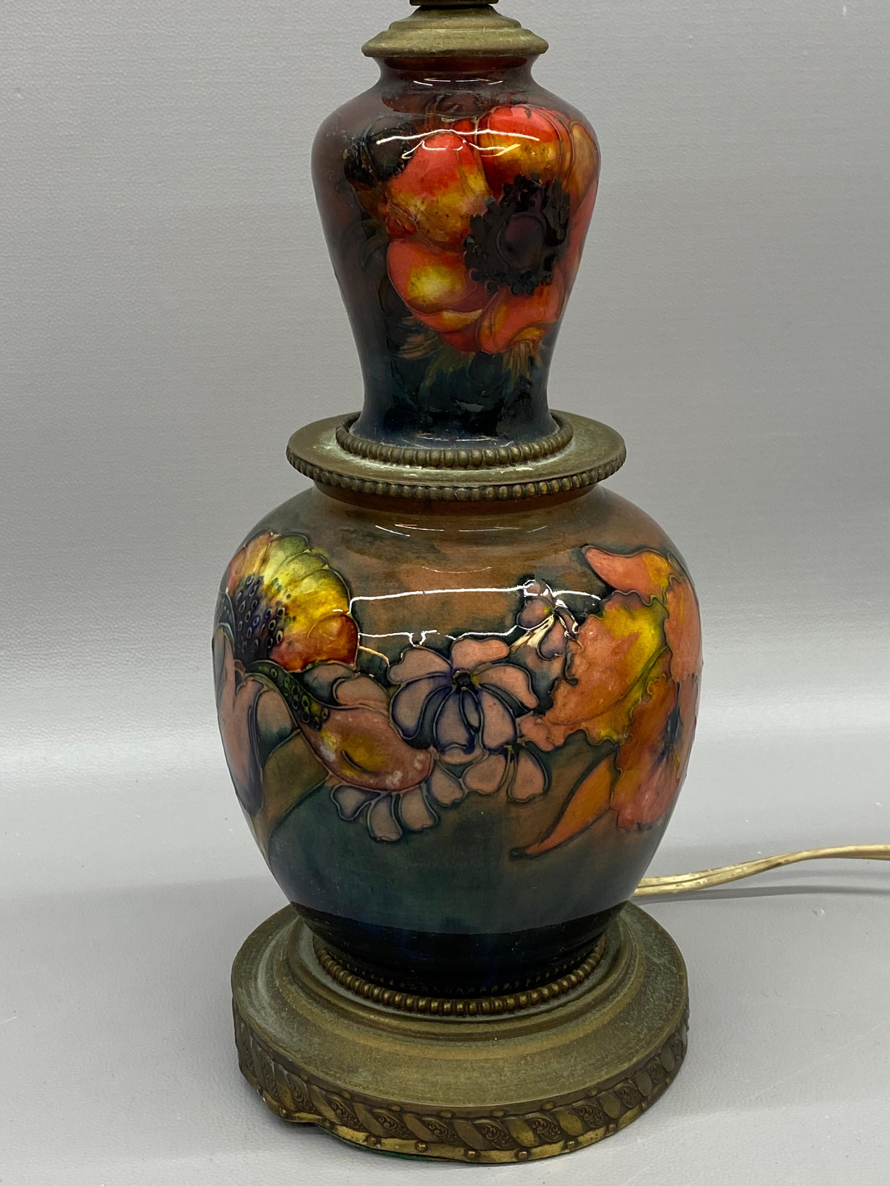 Cast Moorcroft Pottery English Arts and Crafts Floral Pottery Lamp