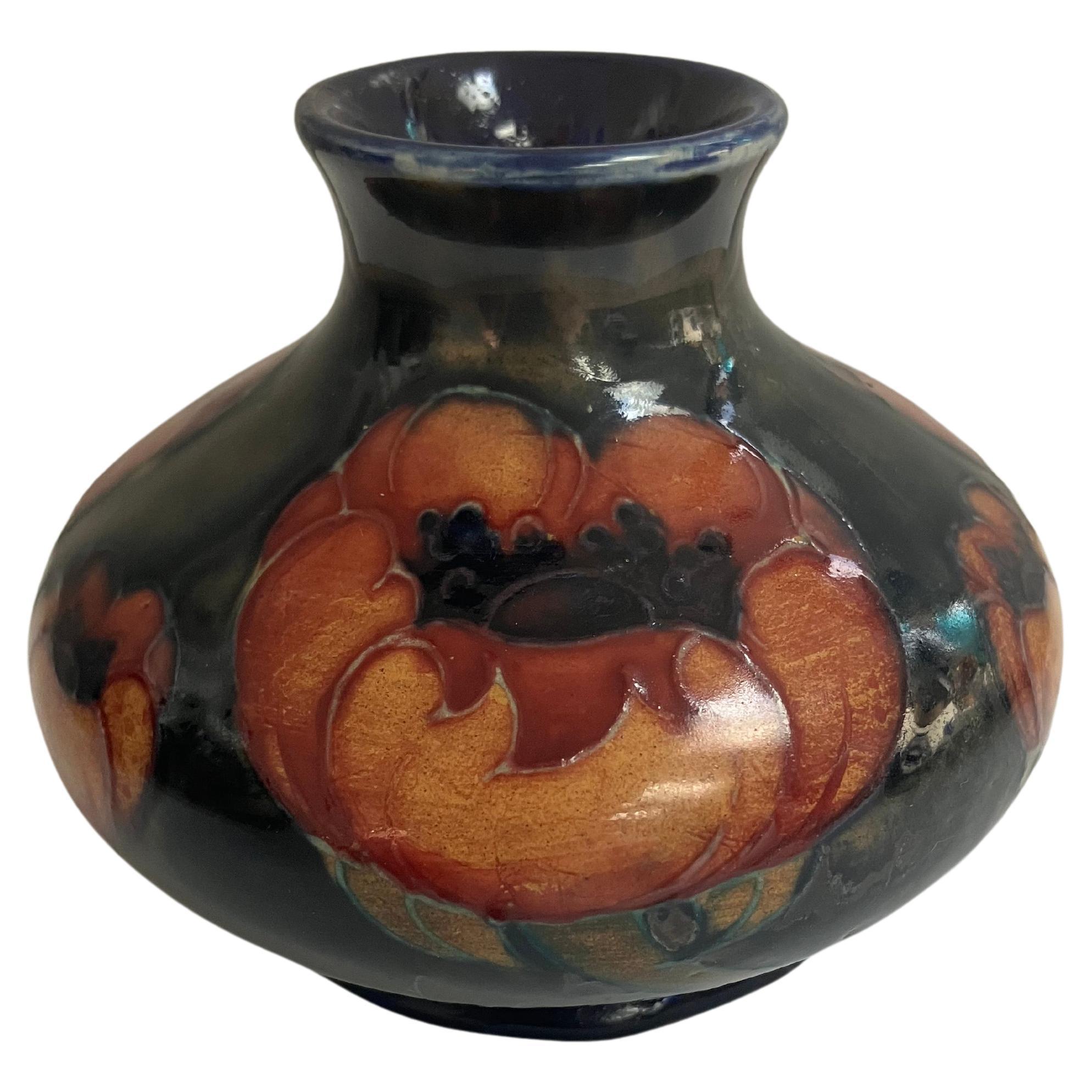 Moorcroft Vintage Stamped & Signed Vase Decorated In The Poppy Pattern c1940’s