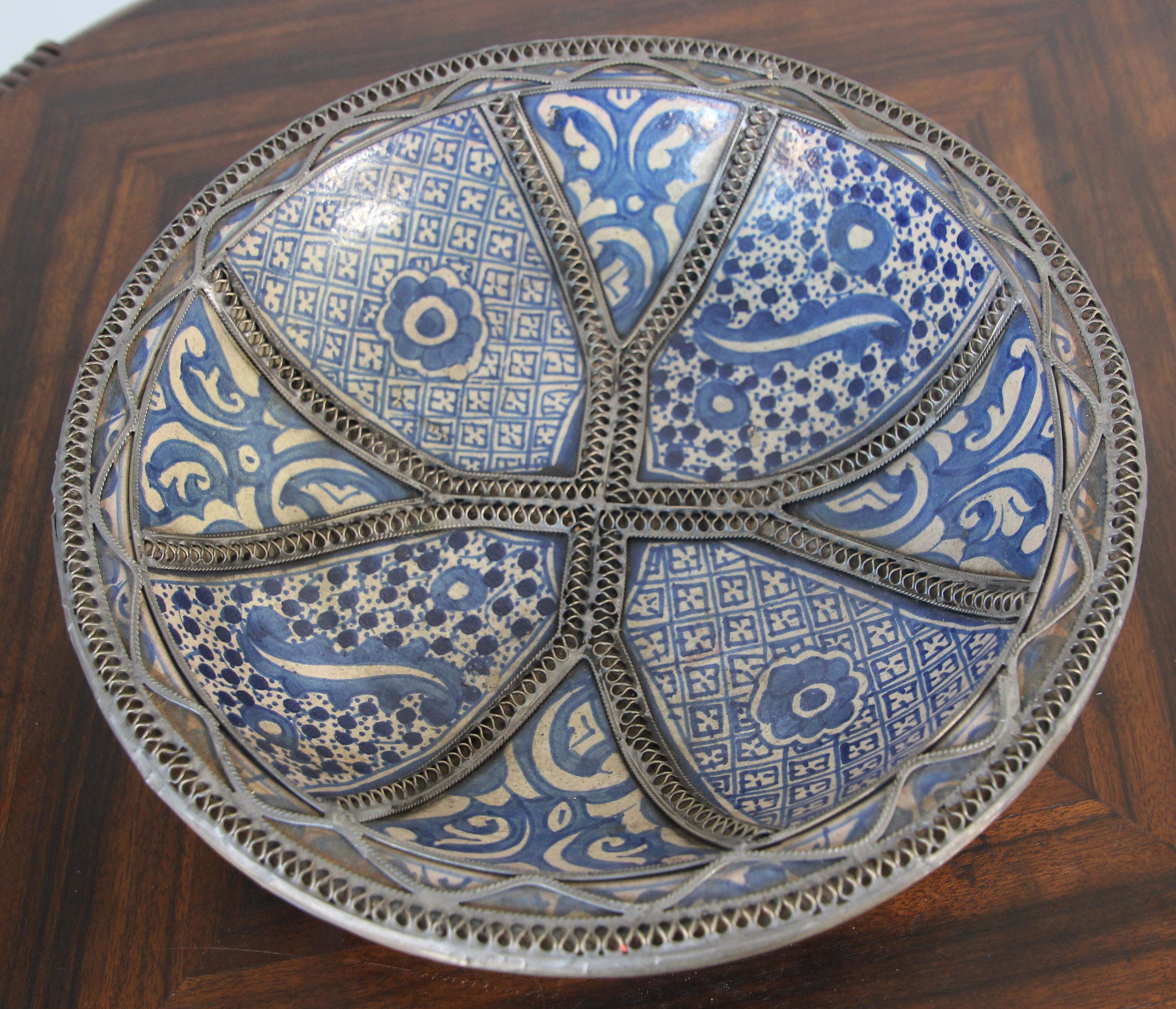 Moorish Moroccan Blue Ceramic Dish Bowl Adorned with Silver Filigree from Fez For Sale