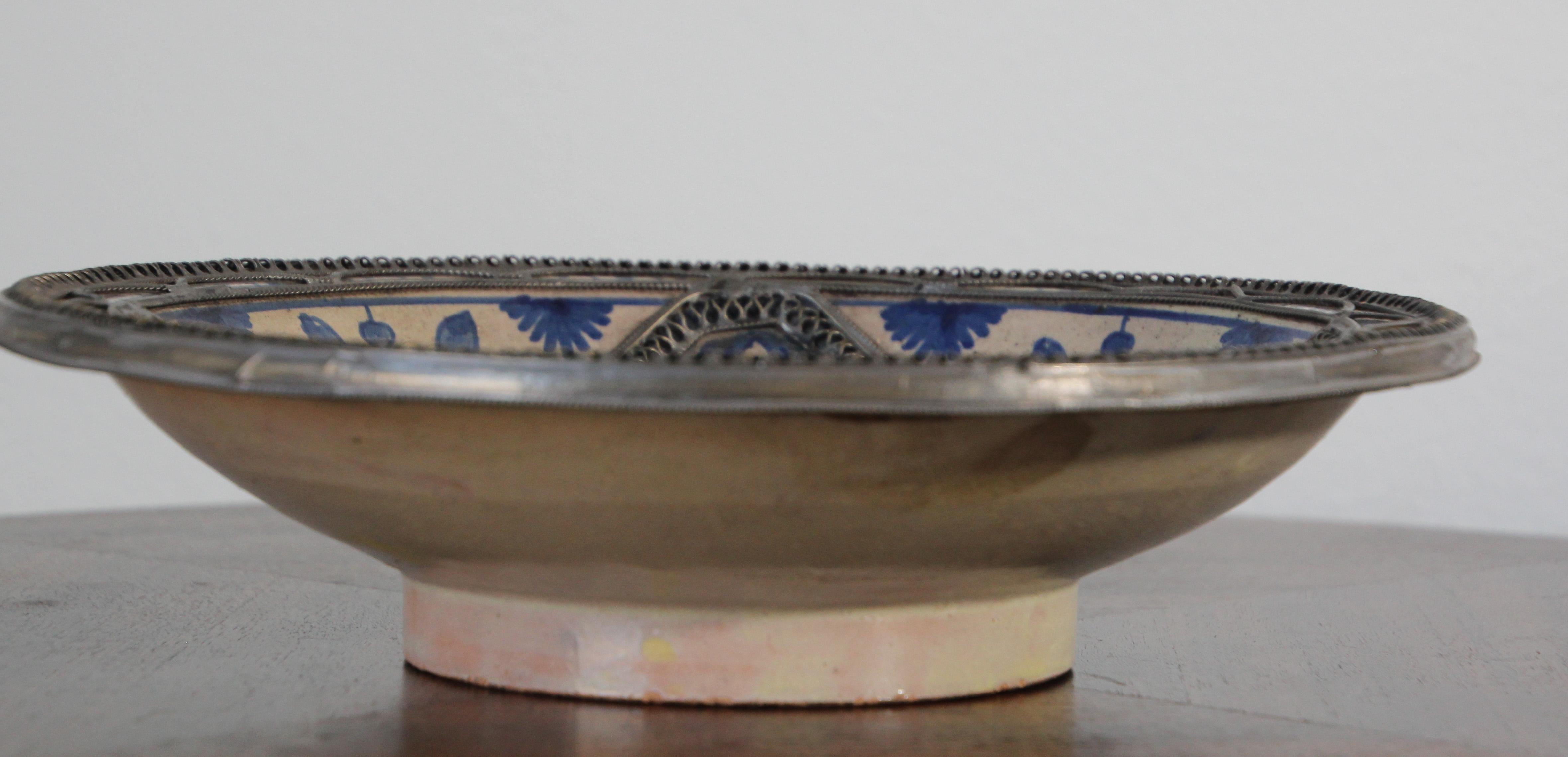 Moroccan Ceramic Blue Bowl Adorned with Silver Filigree from Fez Antique 1920s In Good Condition For Sale In North Hollywood, CA