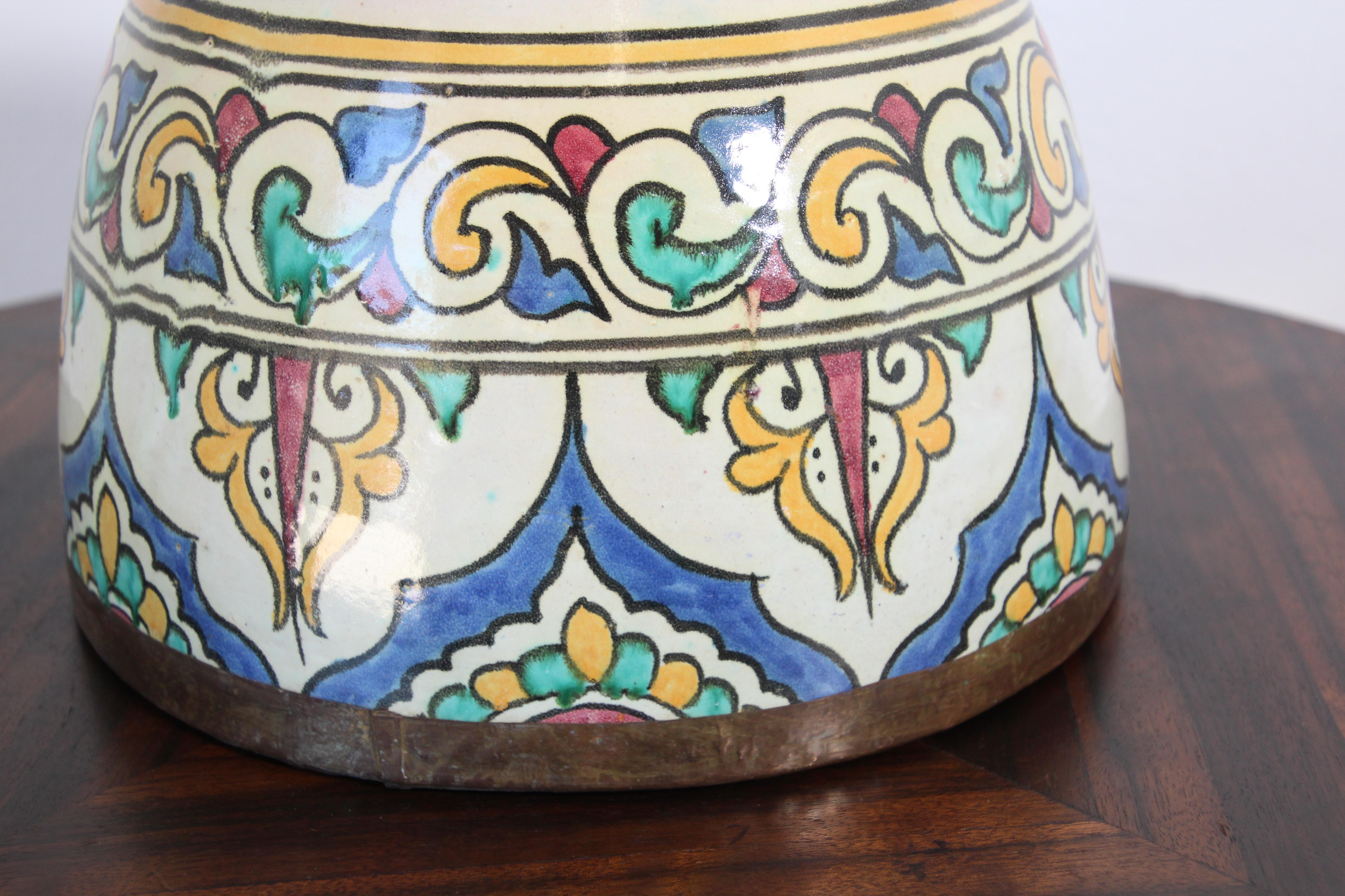 Antique Moroccan Ceramic Glazed Bowl Handcrafted in Fez Meknes Jobbana 1900 In Good Condition For Sale In North Hollywood, CA