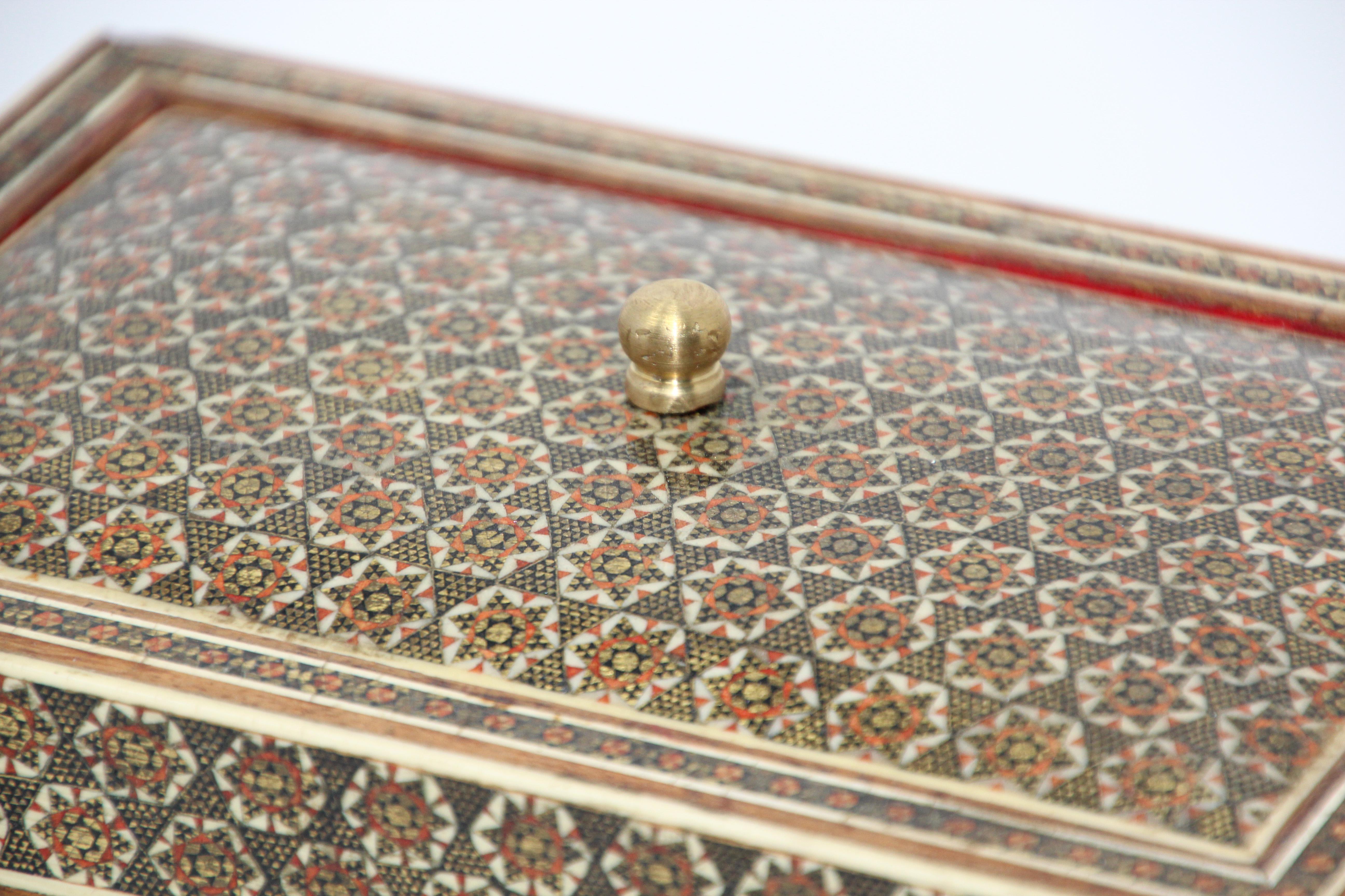 20th Century Moorish Decorative Sadeli Micro Mosaic Inlaid Jewelry Box For Sale