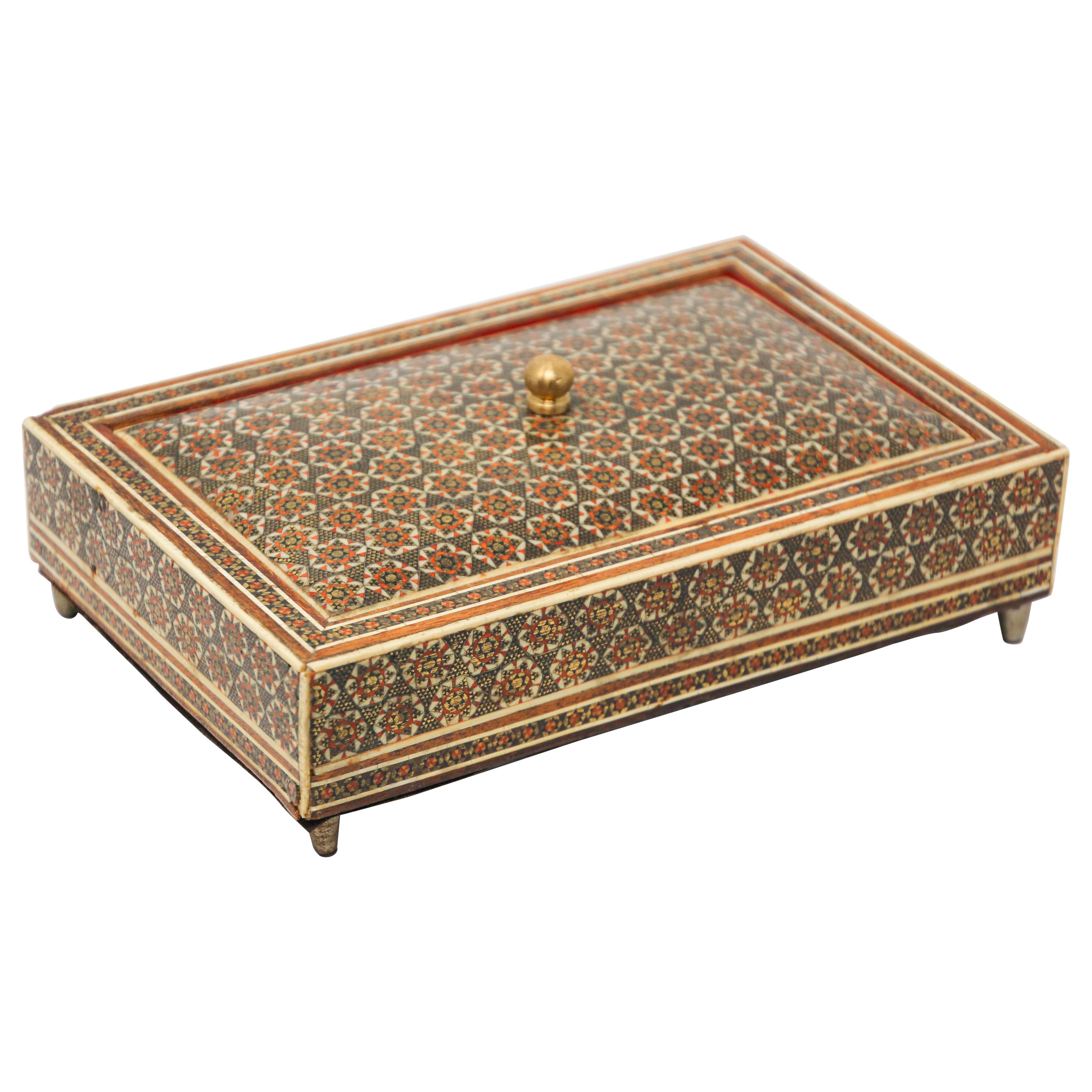 Boîte à bijoux décorative mauresque Sadeli incrustée de micro-mosaïque en vente