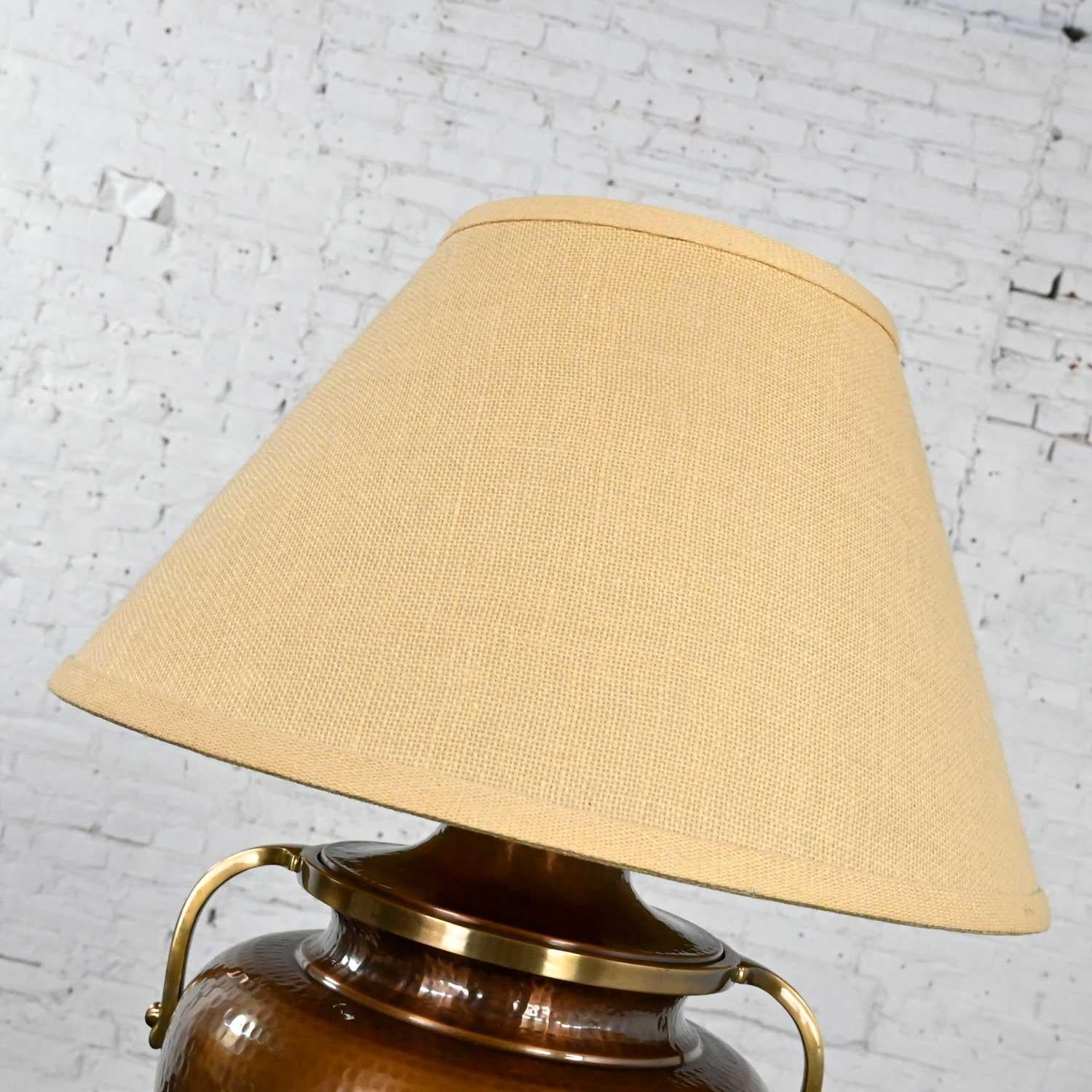 Moorish Frederick Cooper Style Hammered Copper Bulbus Urn Shape 2 Handled Lamp  For Sale 2