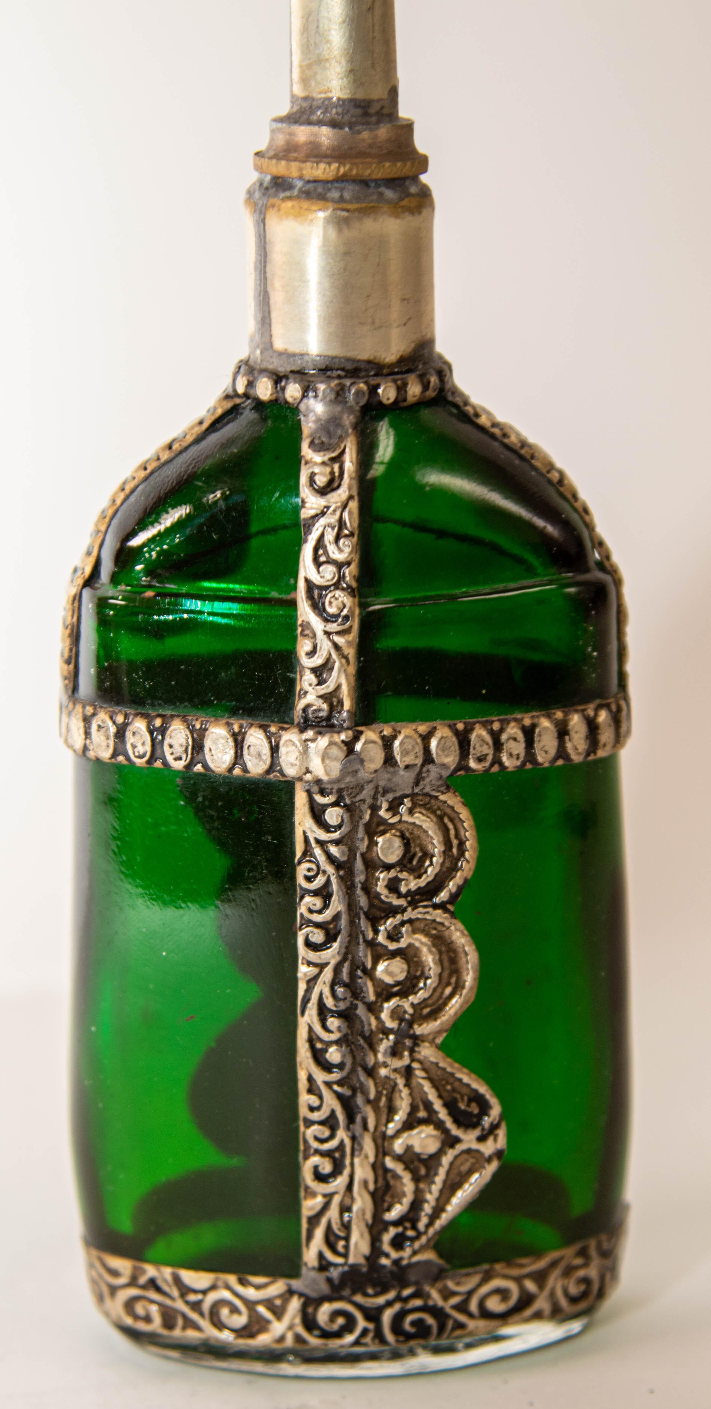 Moorish Green Glass Perfume Bottle Sprinkler with Embossed Metal Overlay For Sale 4