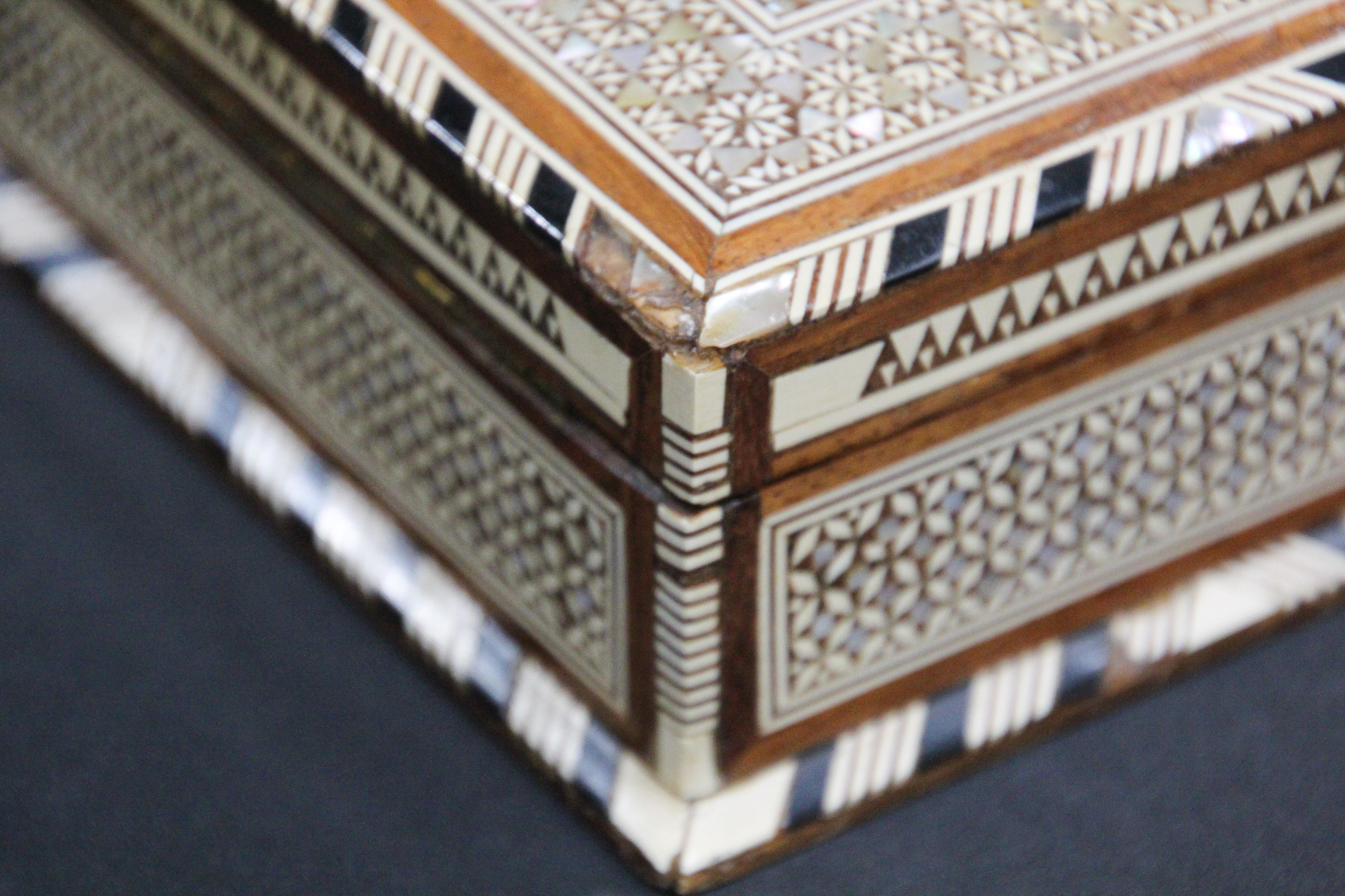 Moorish Handcrafted Middle Eastern Mosaic Inlaid Decorative Box For Sale 6