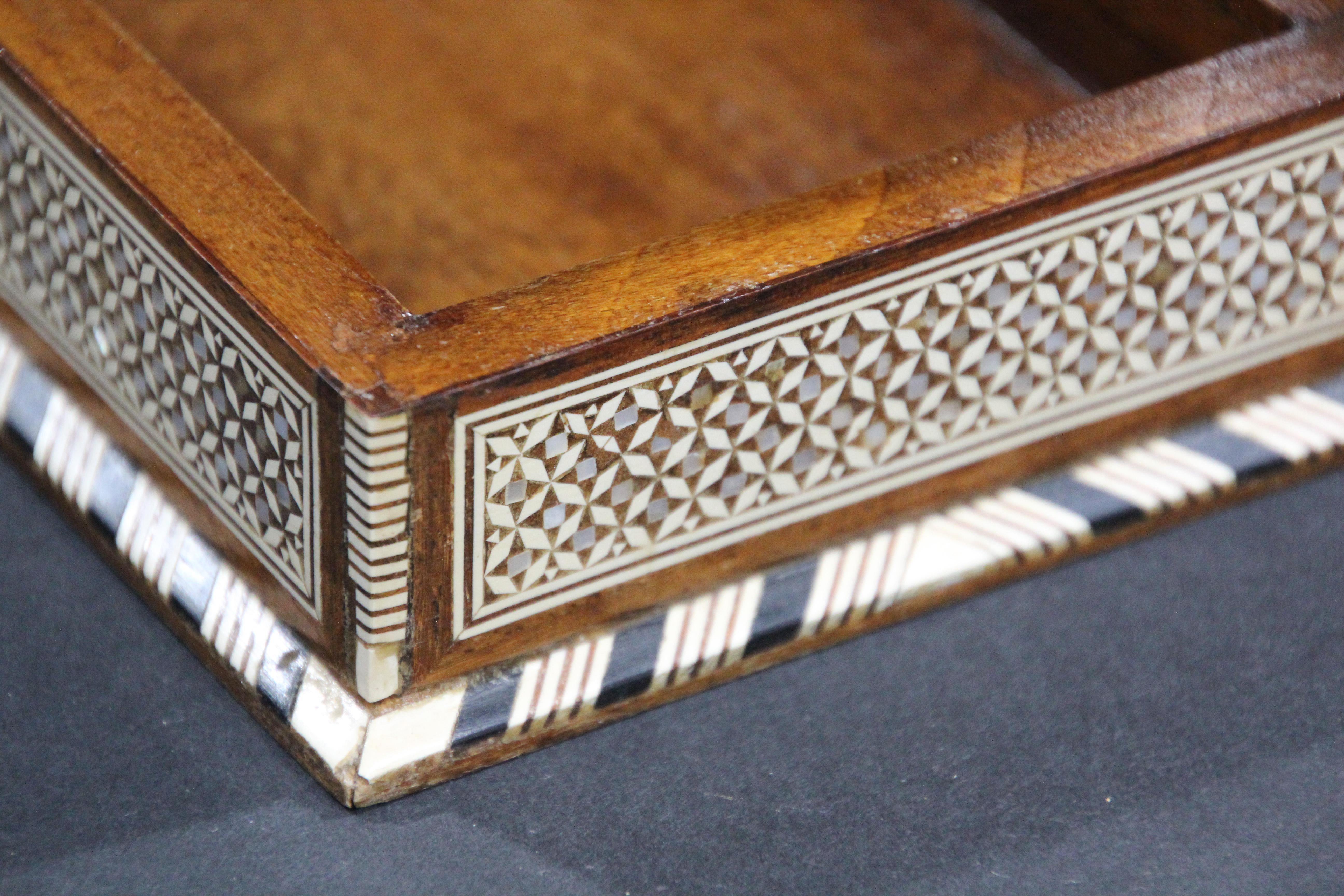 Maurische Handcrafted Nahen Osten Mosaik Intarsien Dekorative Box im Angebot 13
