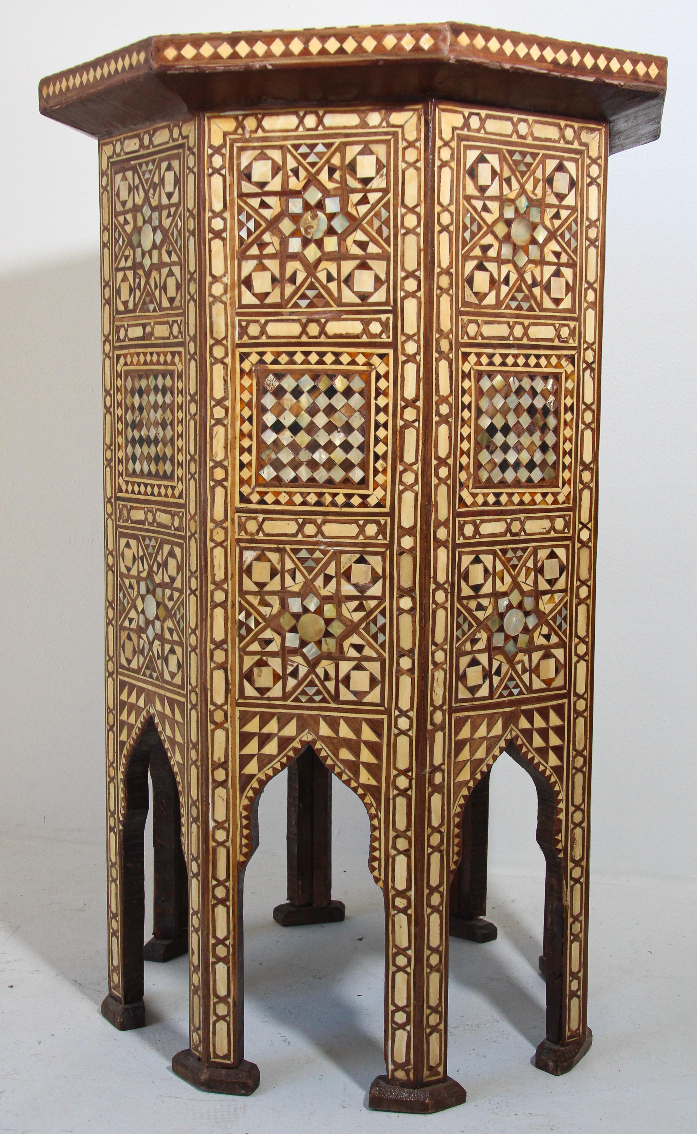 Moorish Handcrafted Octagonal Pedestal Table Inlaid with Mosaic Marquetry For Sale 7
