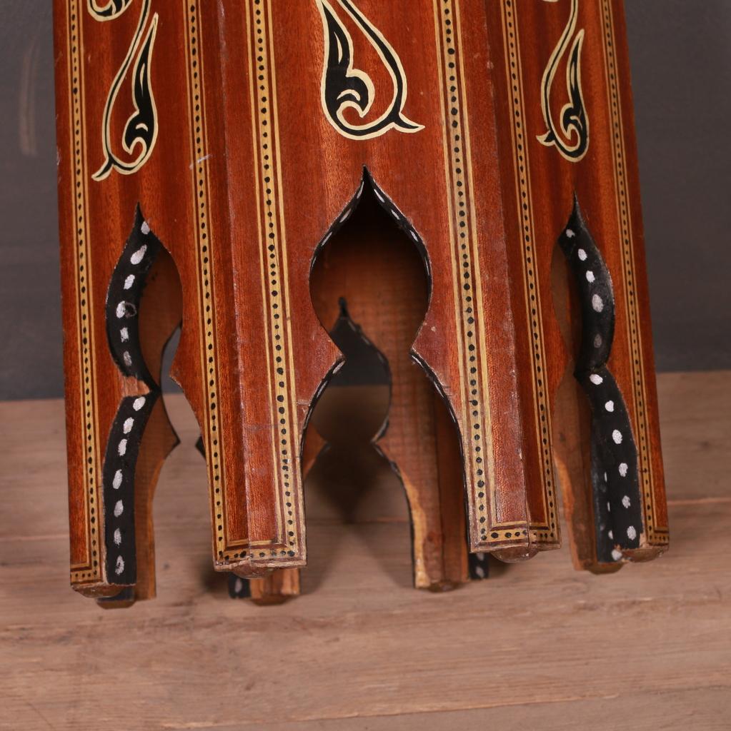 Moorish Inlaid Lamp Table In Good Condition In Leamington Spa, Warwickshire