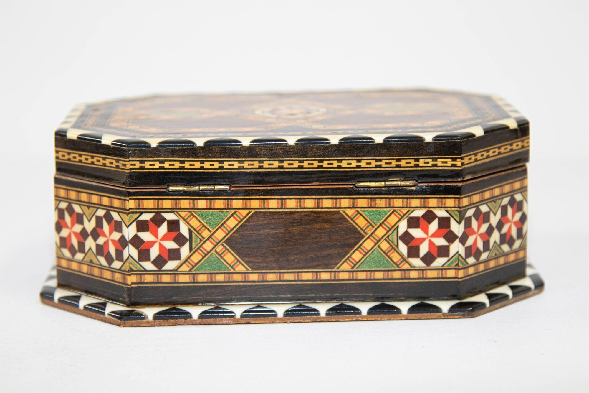 Moorish Inlaid Marquetry Jewelry Box Spain 2