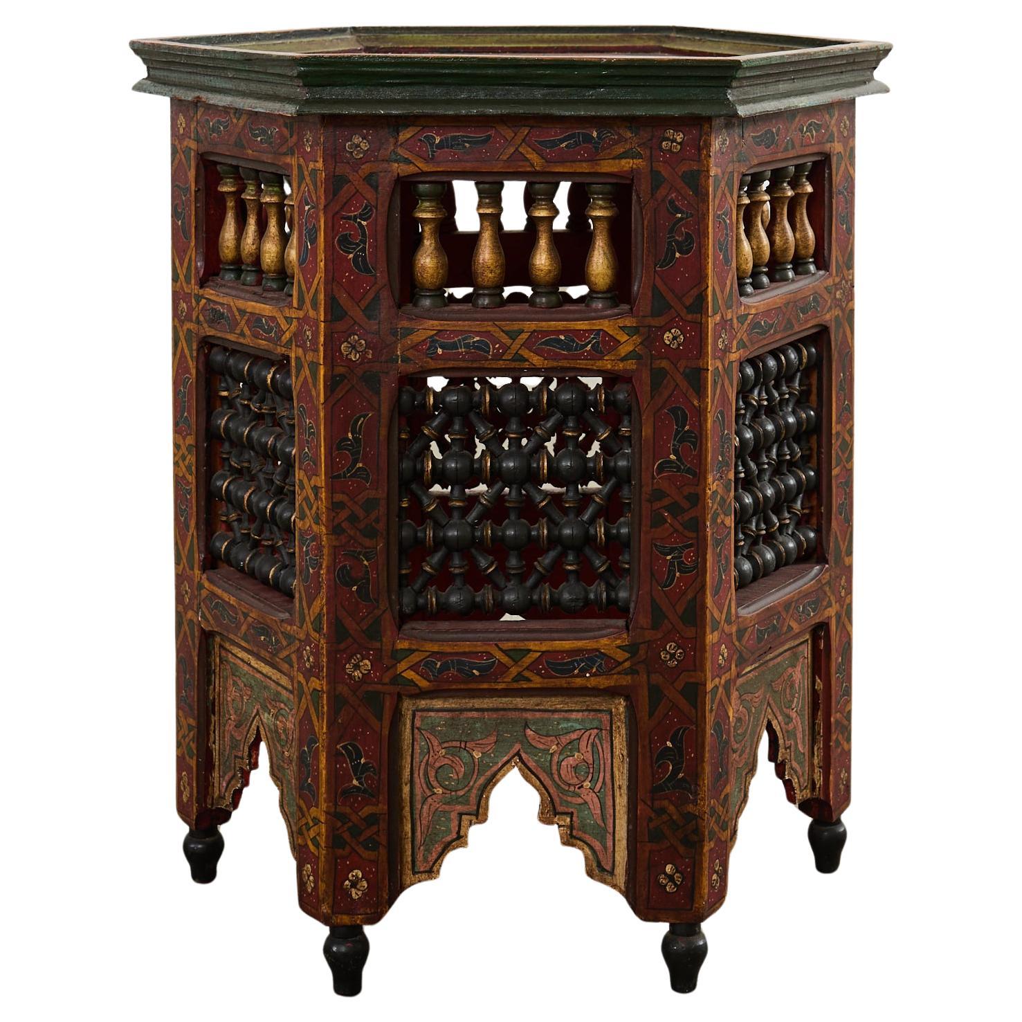 Maurischer, nahöstlicher, sechseckiger, polychromer Getränketisch