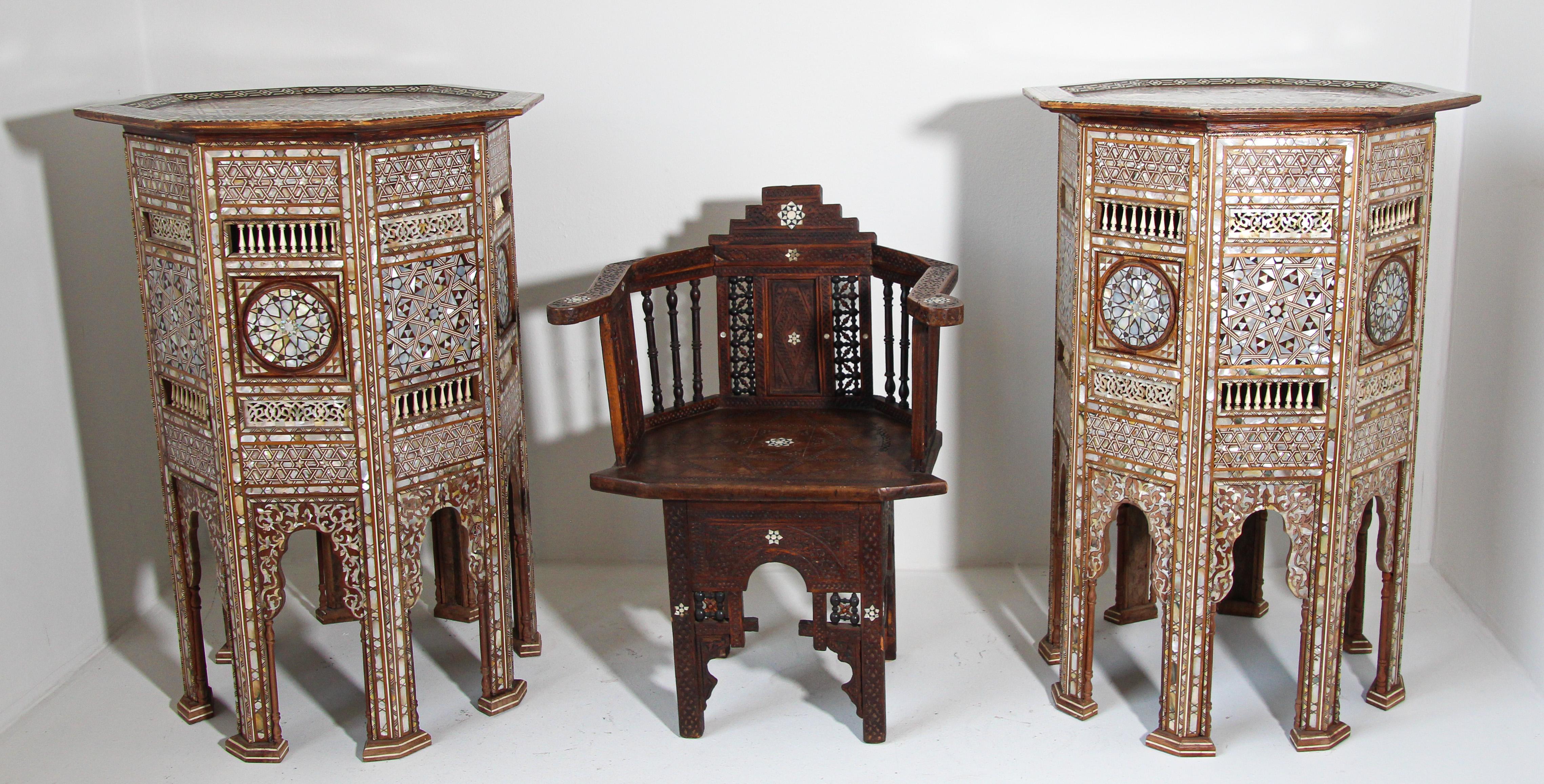 Moorish Middle Eastern Large Pedestal Tables Inlaid with Shell, 19th C. In Good Condition For Sale In North Hollywood, CA