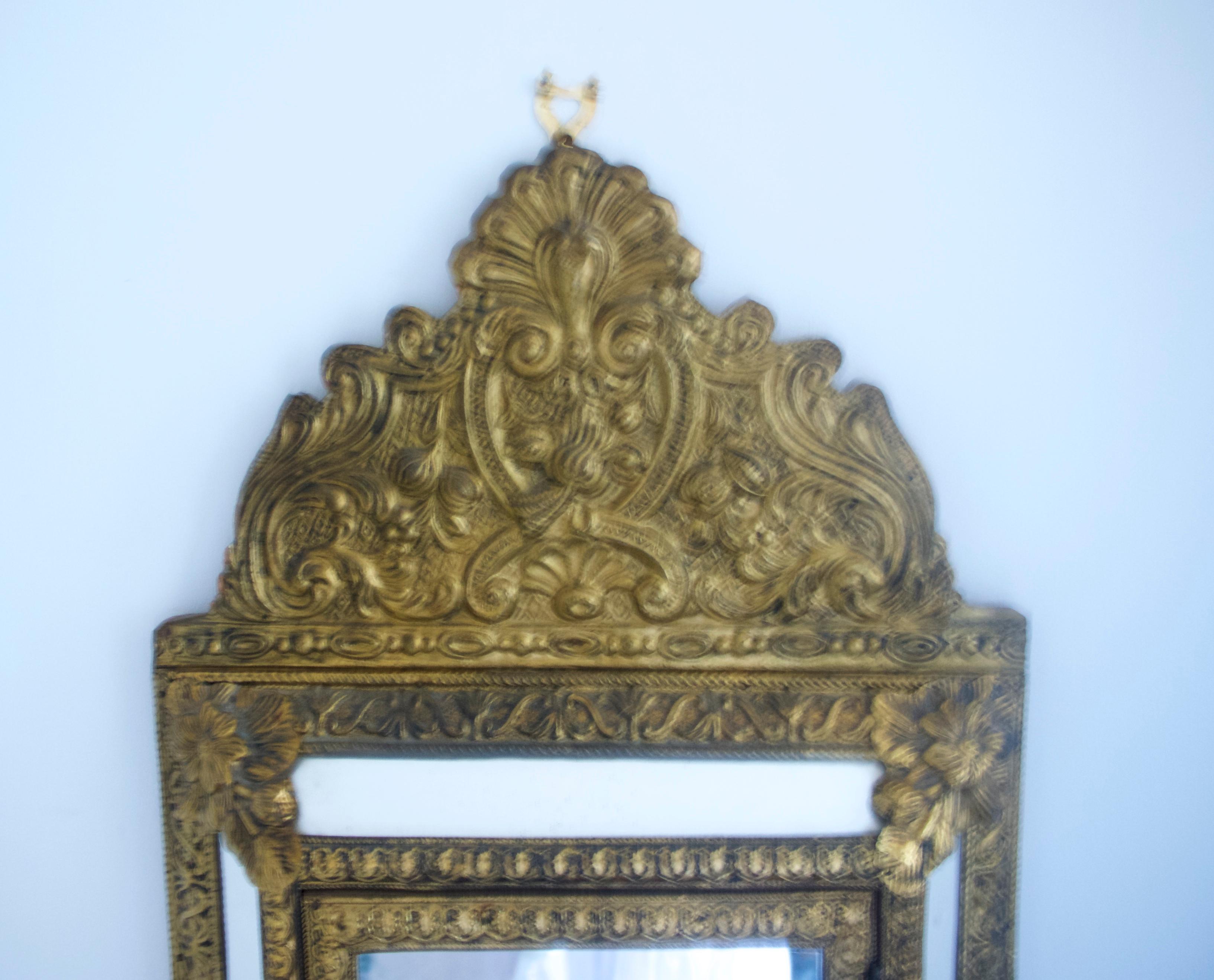British 'Moorish Middle Eastern' Style Beaten Brass Wall-Mounted Mirrored Box, UK, 1955 For Sale