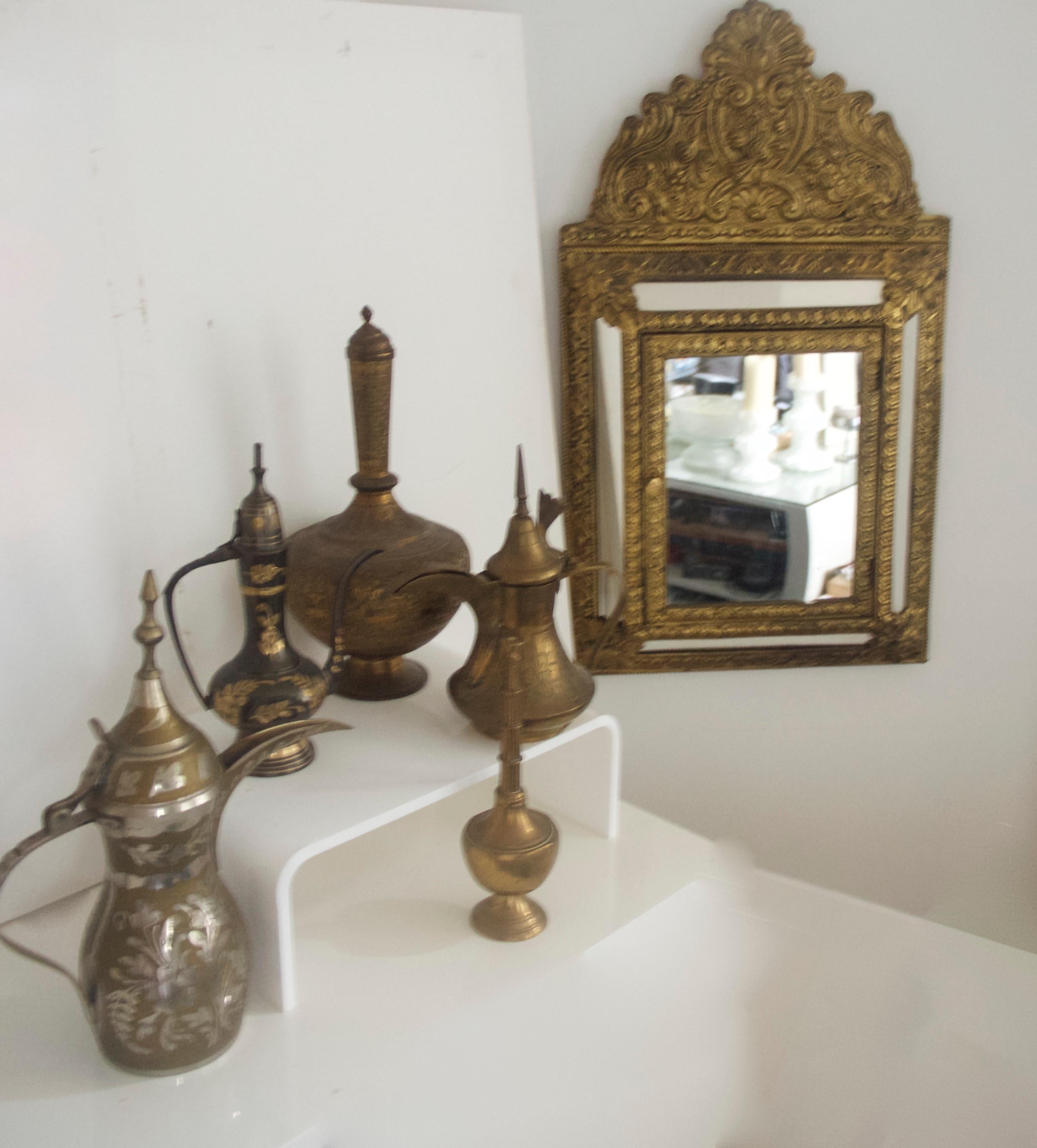 'Moorish Middle Eastern' Style Beaten Brass Wall-Mounted Mirrored Box, UK, 1955 For Sale 1