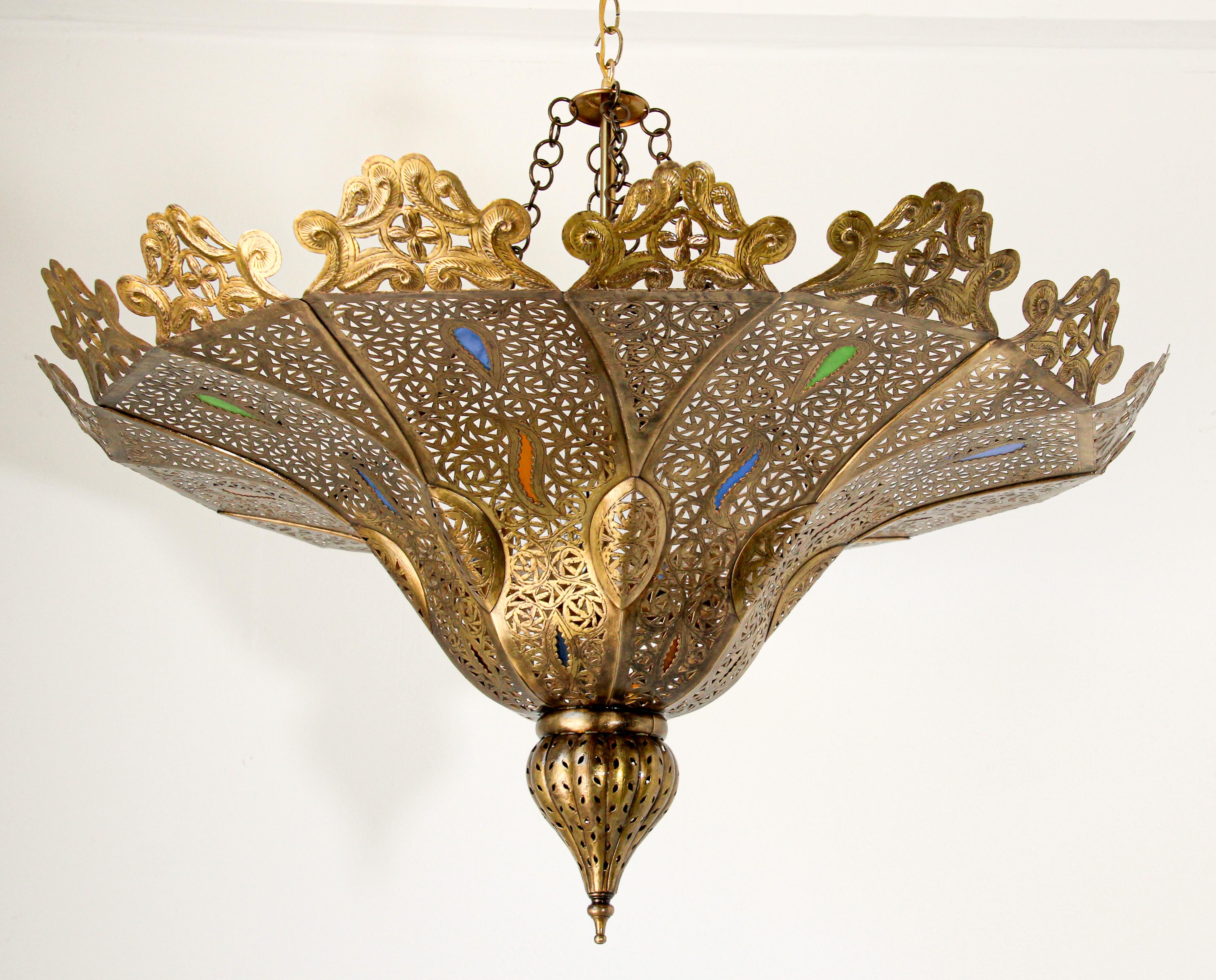 Hand-Crafted Moorish Moroccan Brass Pasha Chandelier For Sale