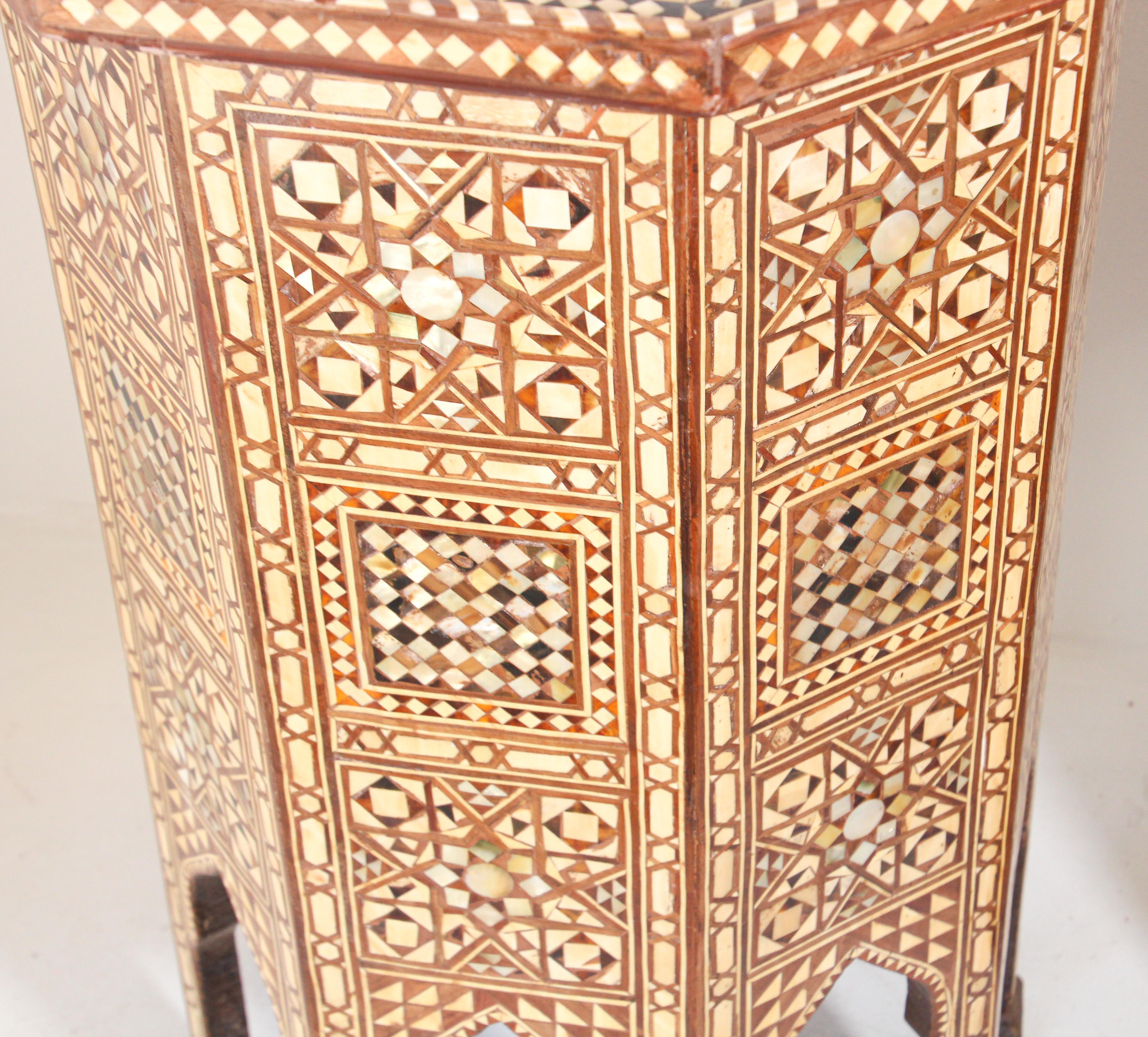 20th Century Moorish Moroccan Octagonal Pedestal Tables Inlaid with Mosaic Marquetry For Sale