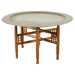 Mesa de Bebidas Plegable de Madera con Bandeja de Latón Estilo Marroquí