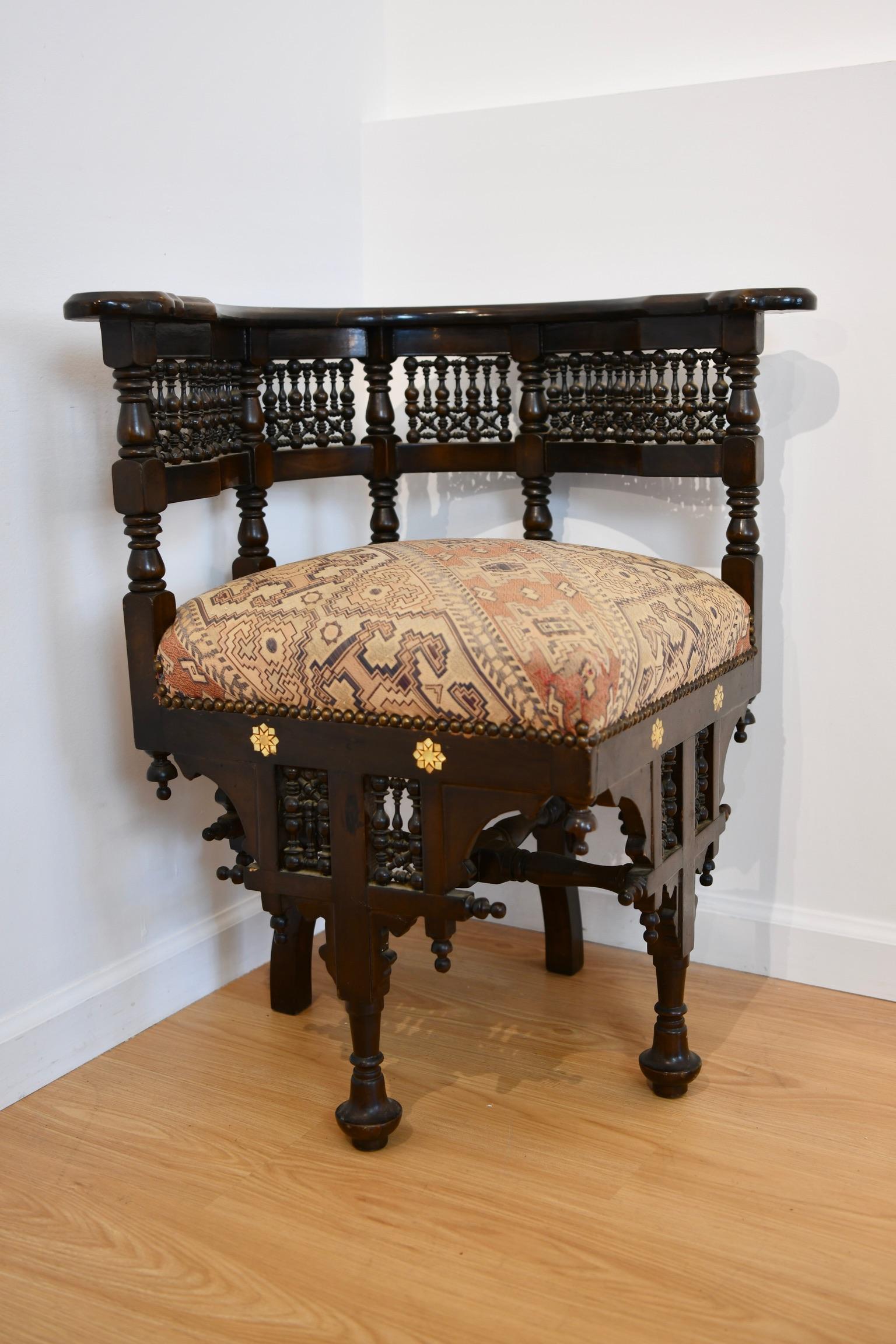 Moorish Mother of Pearl Corner Chair In Good Condition In Brooklyn, NY