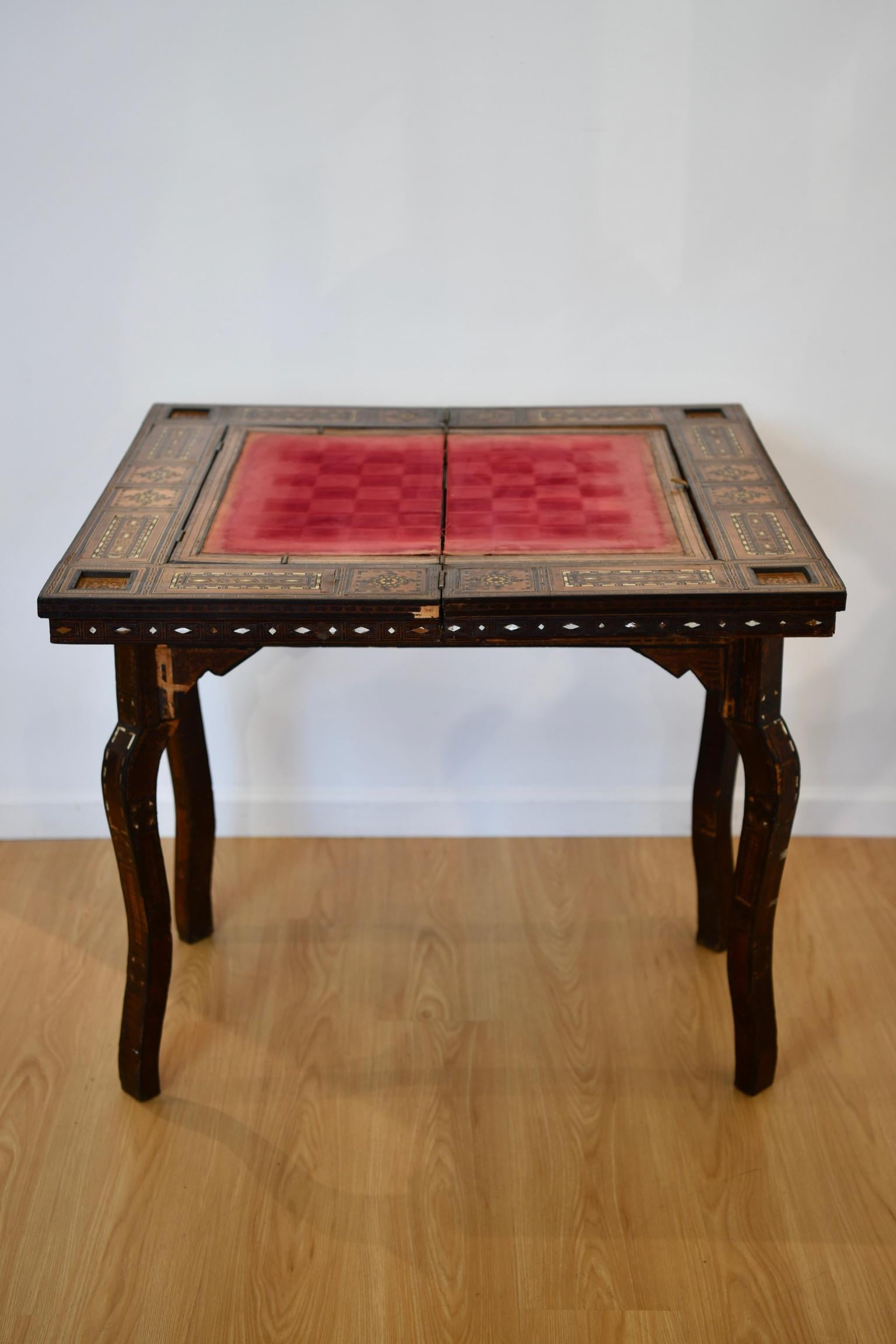 Moorish Mother of Pearl Games Table For Sale 10