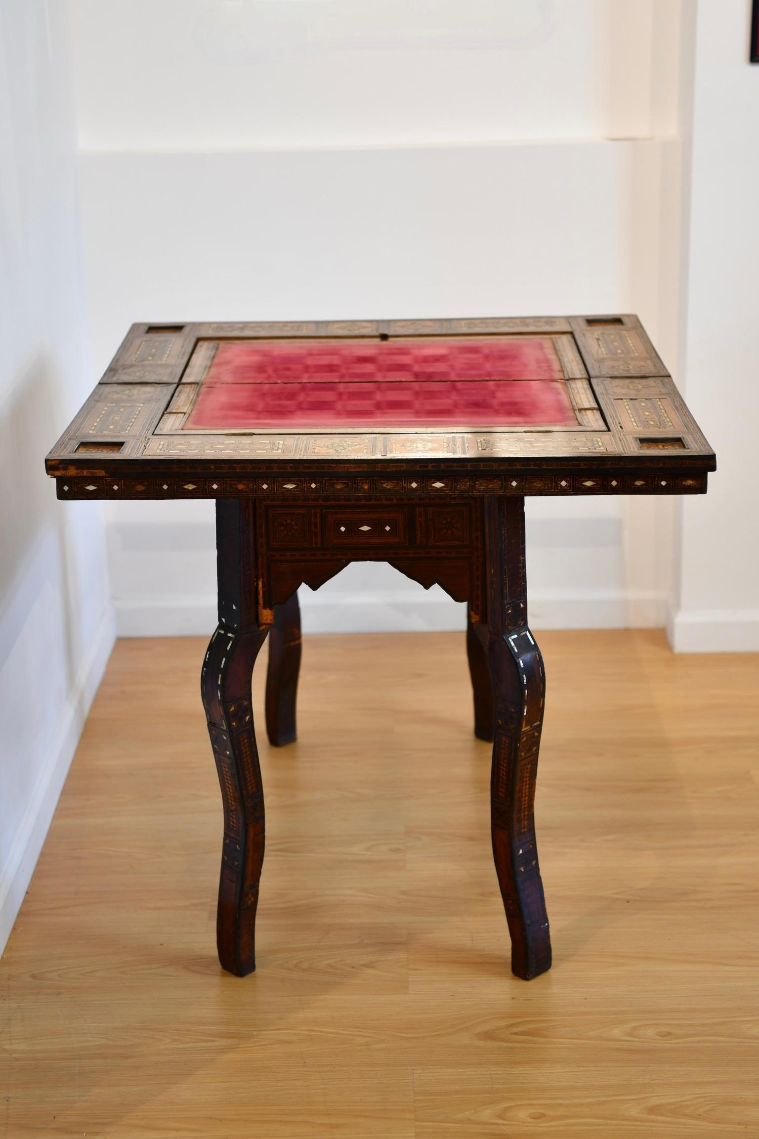Moorish Mother of Pearl Games Table For Sale 12