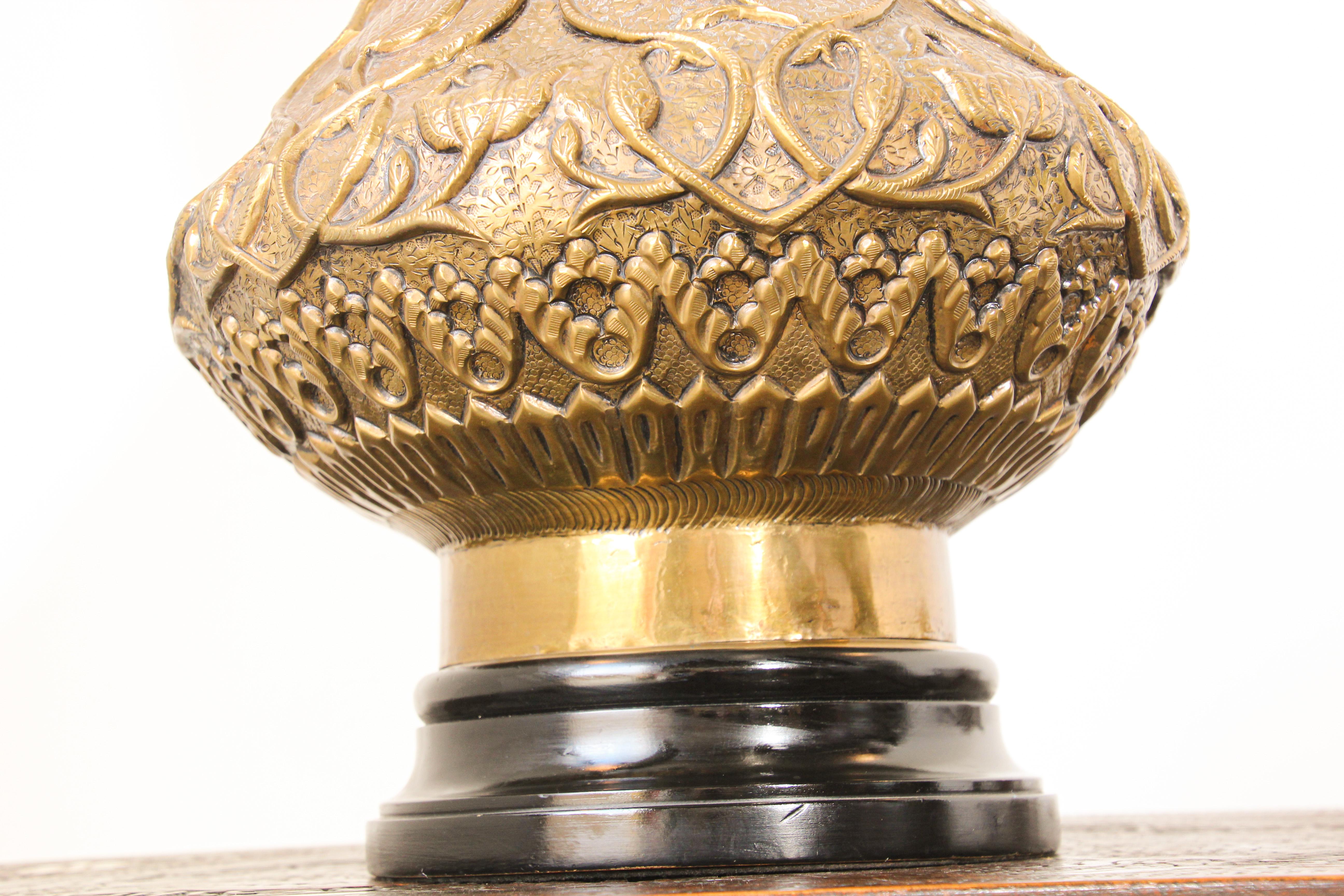 20th Century Moorish Mughal Indo Persian Brass Table Lamp For Sale