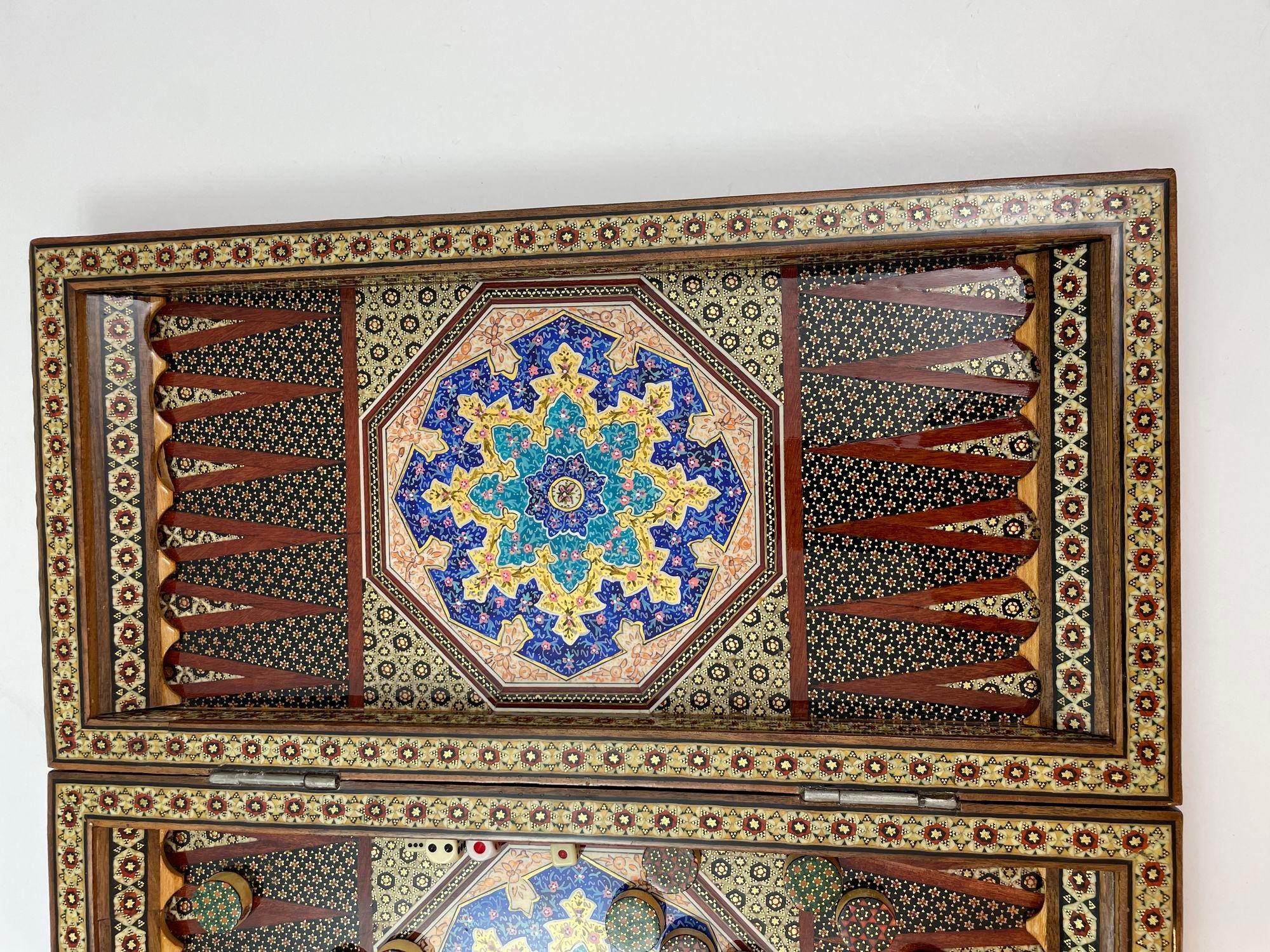 Maurisch Persisch Intarsien Mikro-Mosaik Backgammon und Schachbrett im Angebot 2