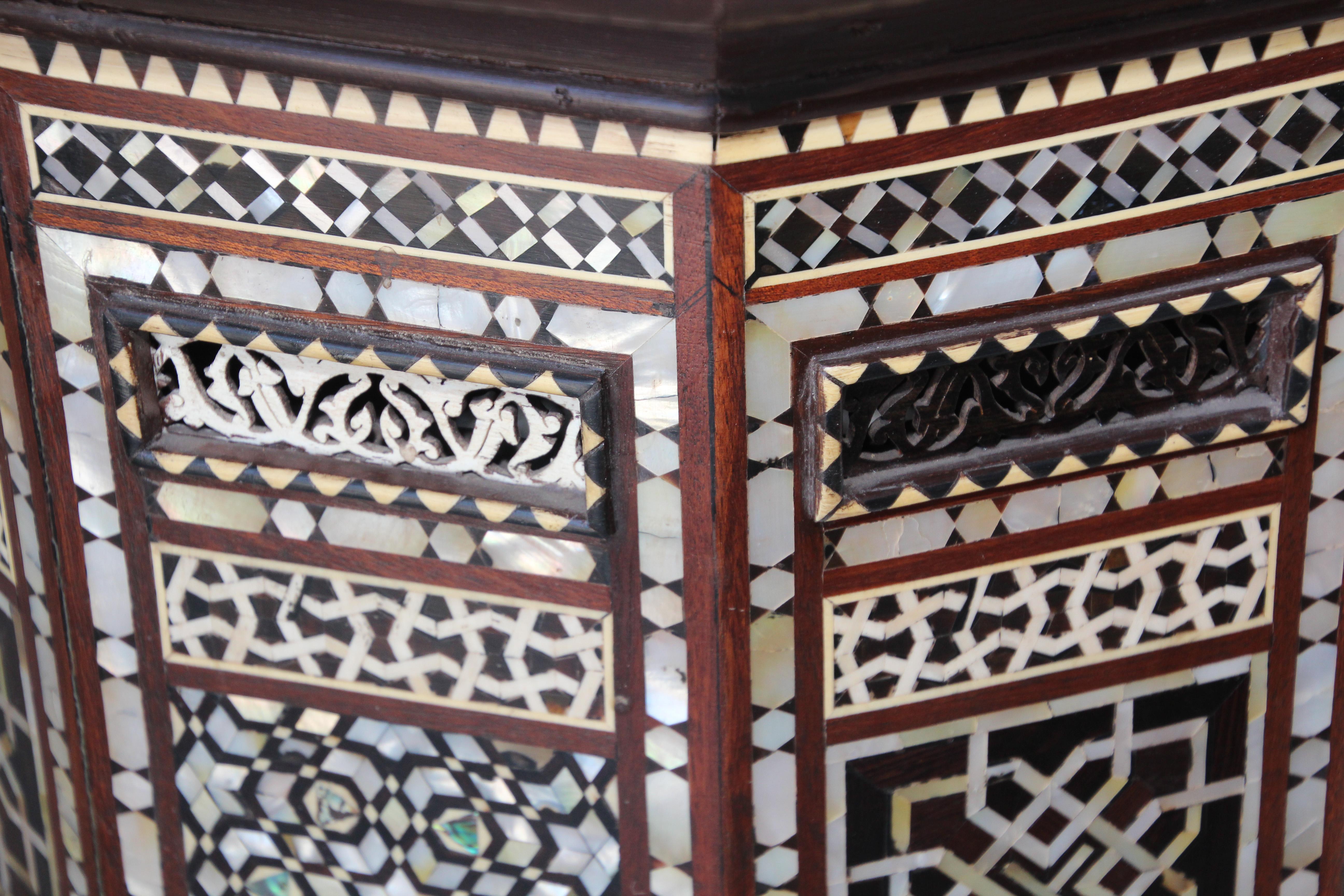 Antique Moorish Side Pedestal Tables Mosaic Inlaid, a Pair In Good Condition For Sale In North Hollywood, CA