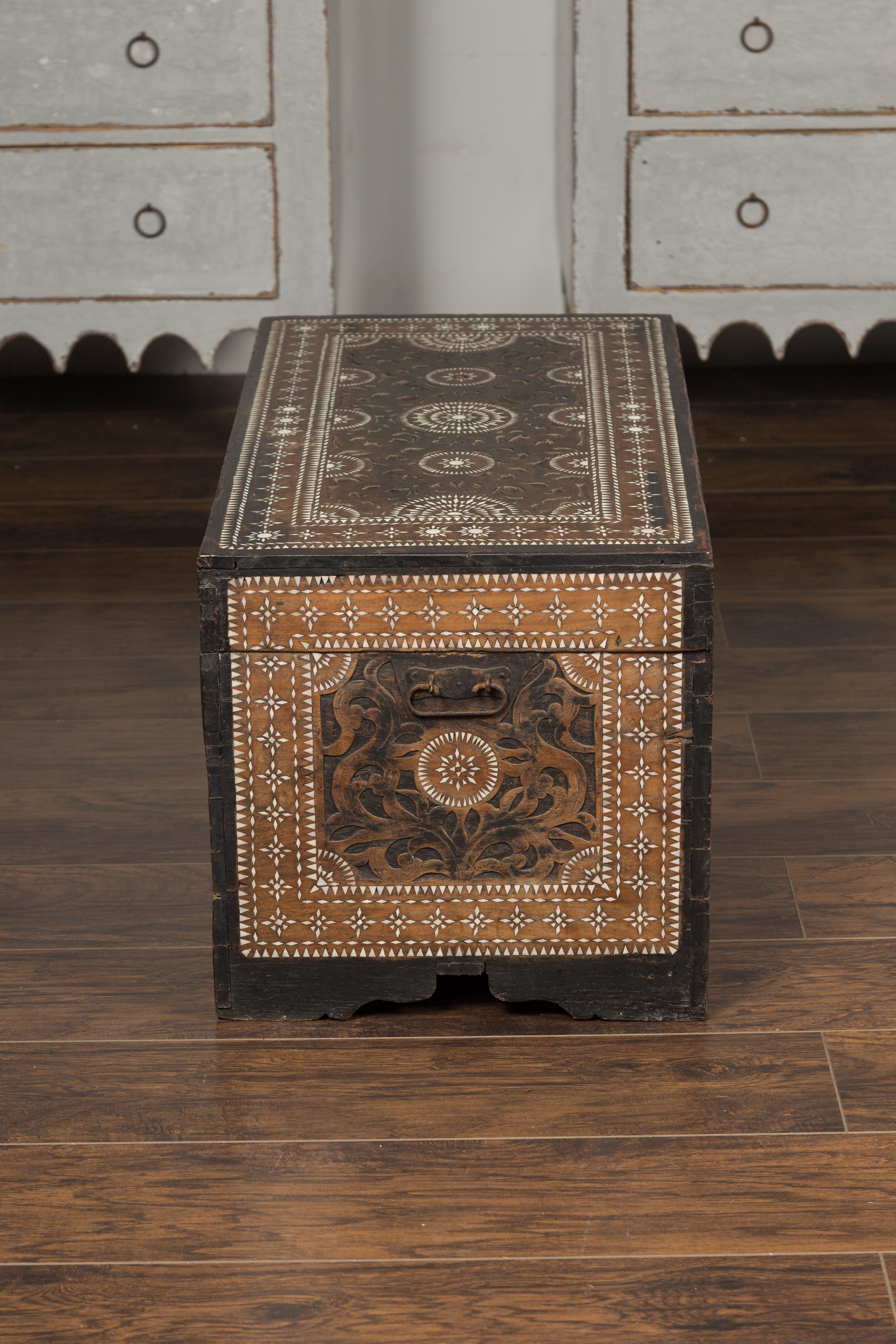 Moorish Style 1920s Blanket Chest with Geometric Mother of Pearl Inlaid Decor 6