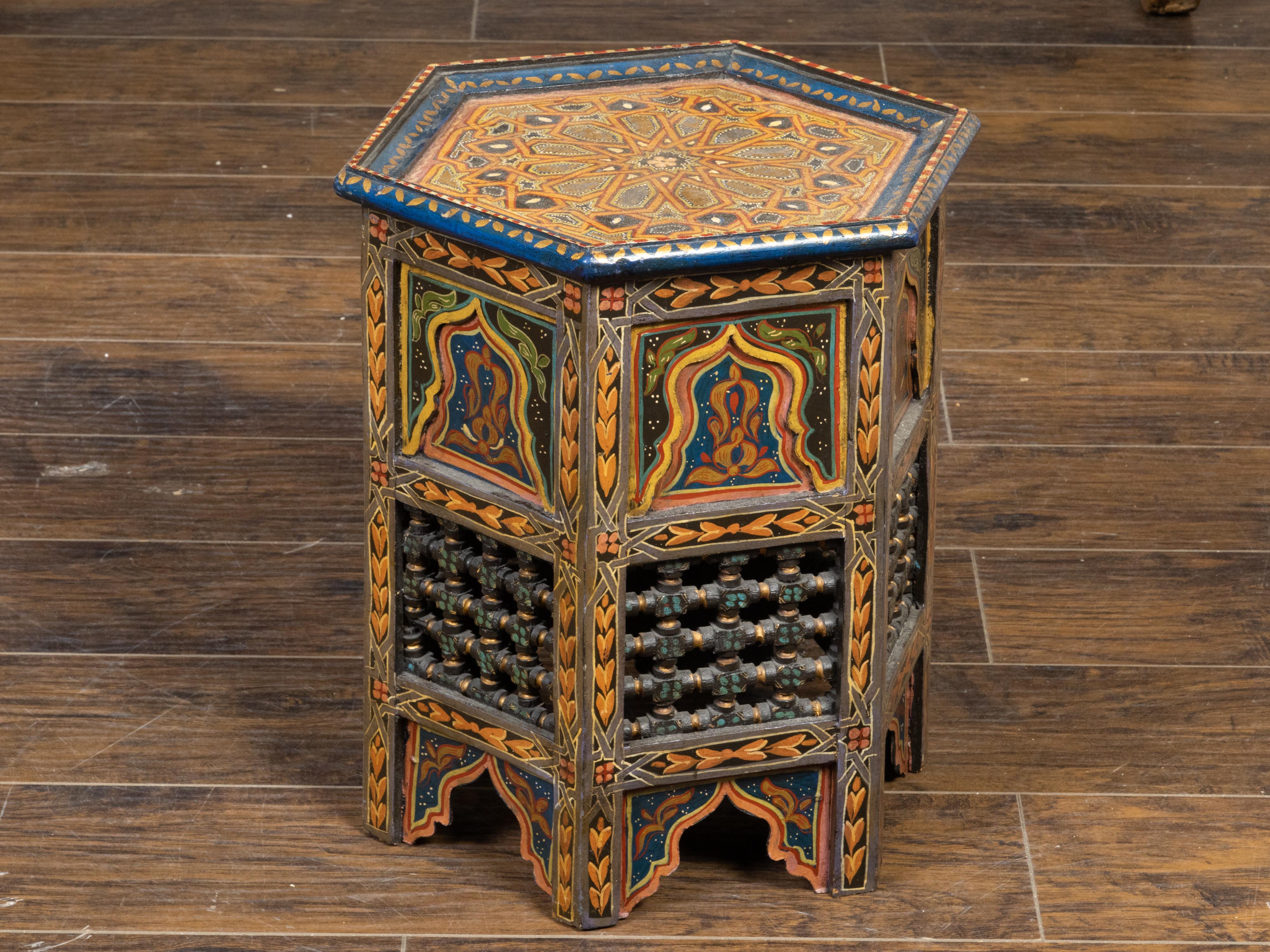 Carved Moorish Style Moroccan 1920s Table with Hexagonal Top and Polychrome Décor For Sale