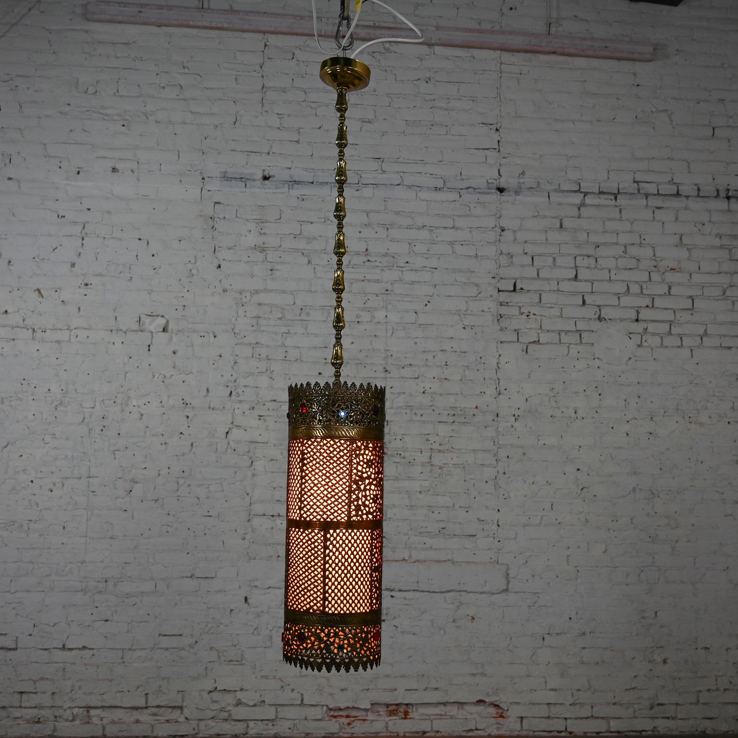 Moorish Style Pierced & Embossed Copper & Brass Pendant Light Made in India For Sale 8