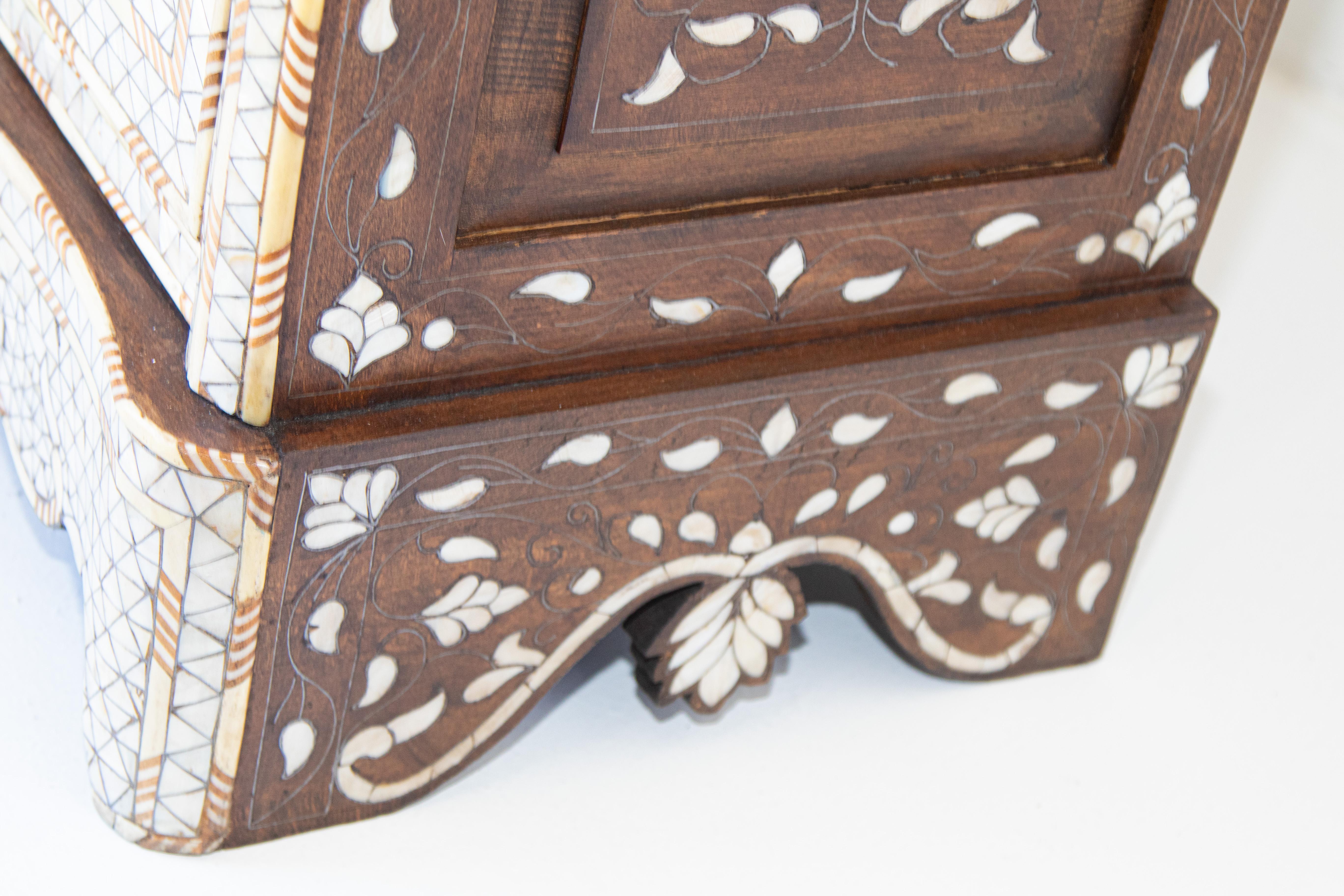 Moorish White Inlay Moroccan Nightstands, a Pair For Sale 7