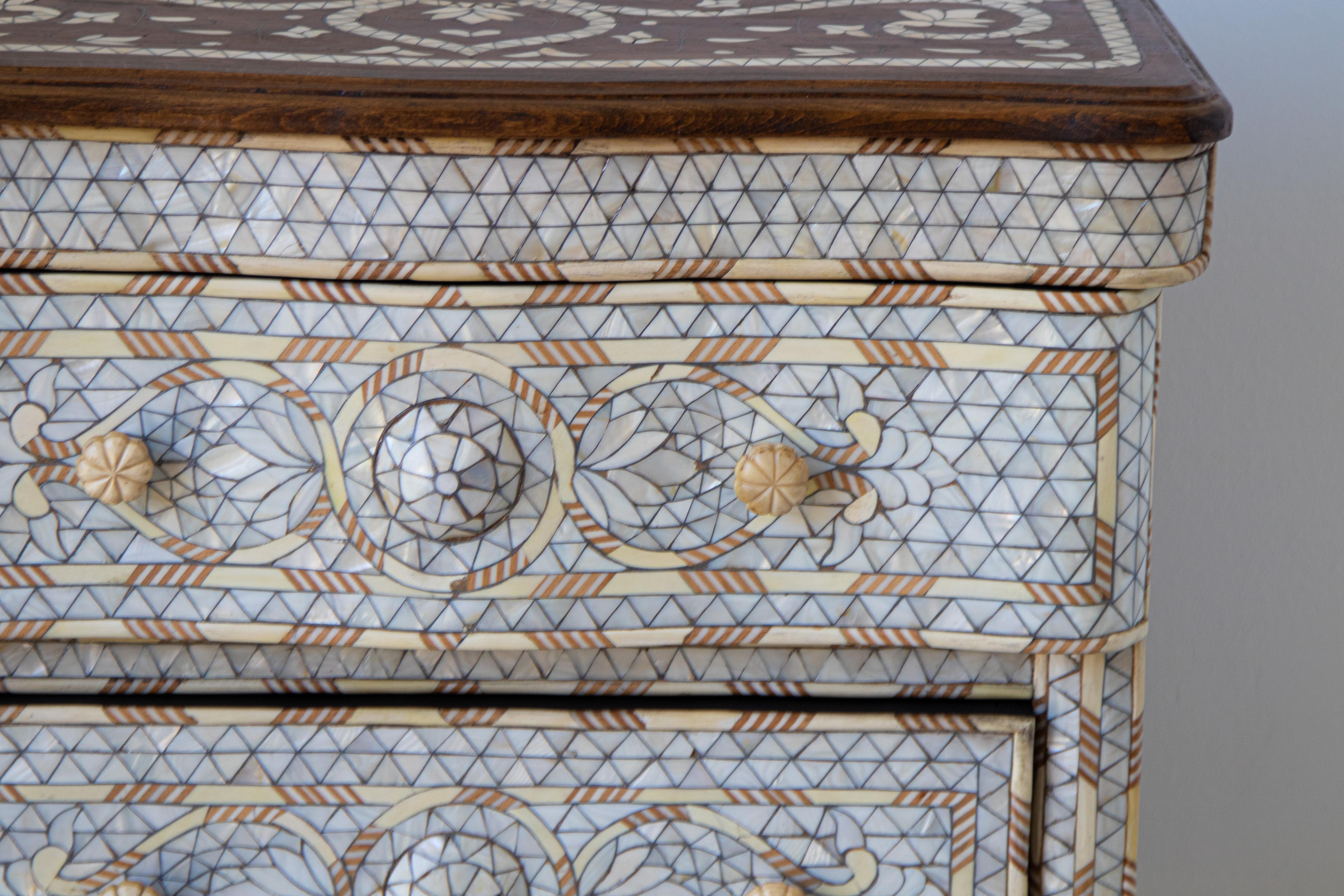 Moorish White Inlay Moroccan Nightstands, a Pair For Sale 11